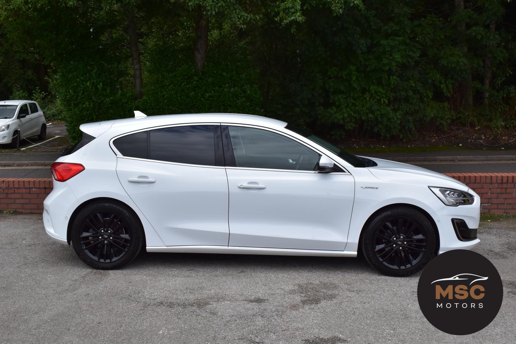 Ford Focus view 21