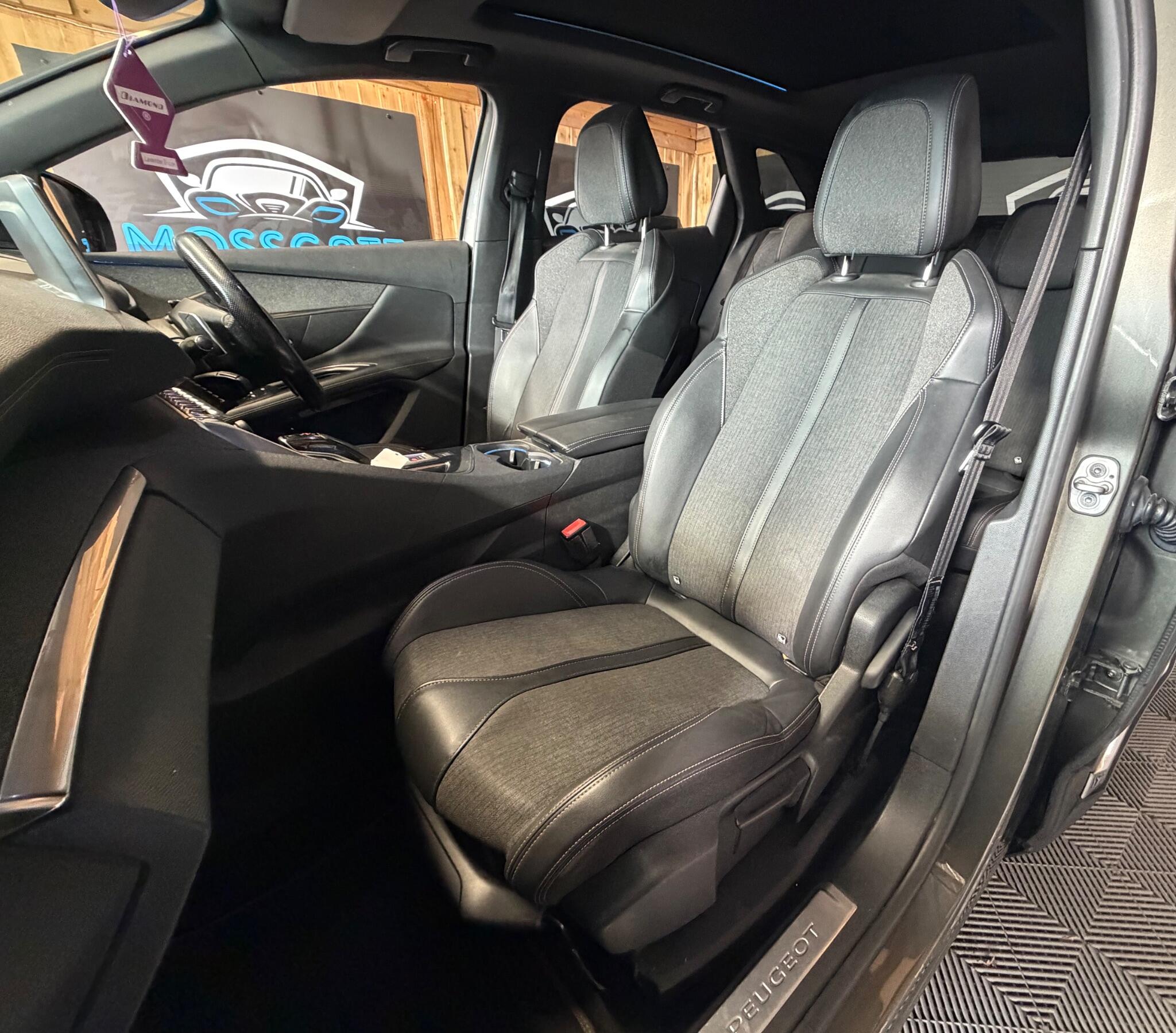 Peugeot 3008 view 40