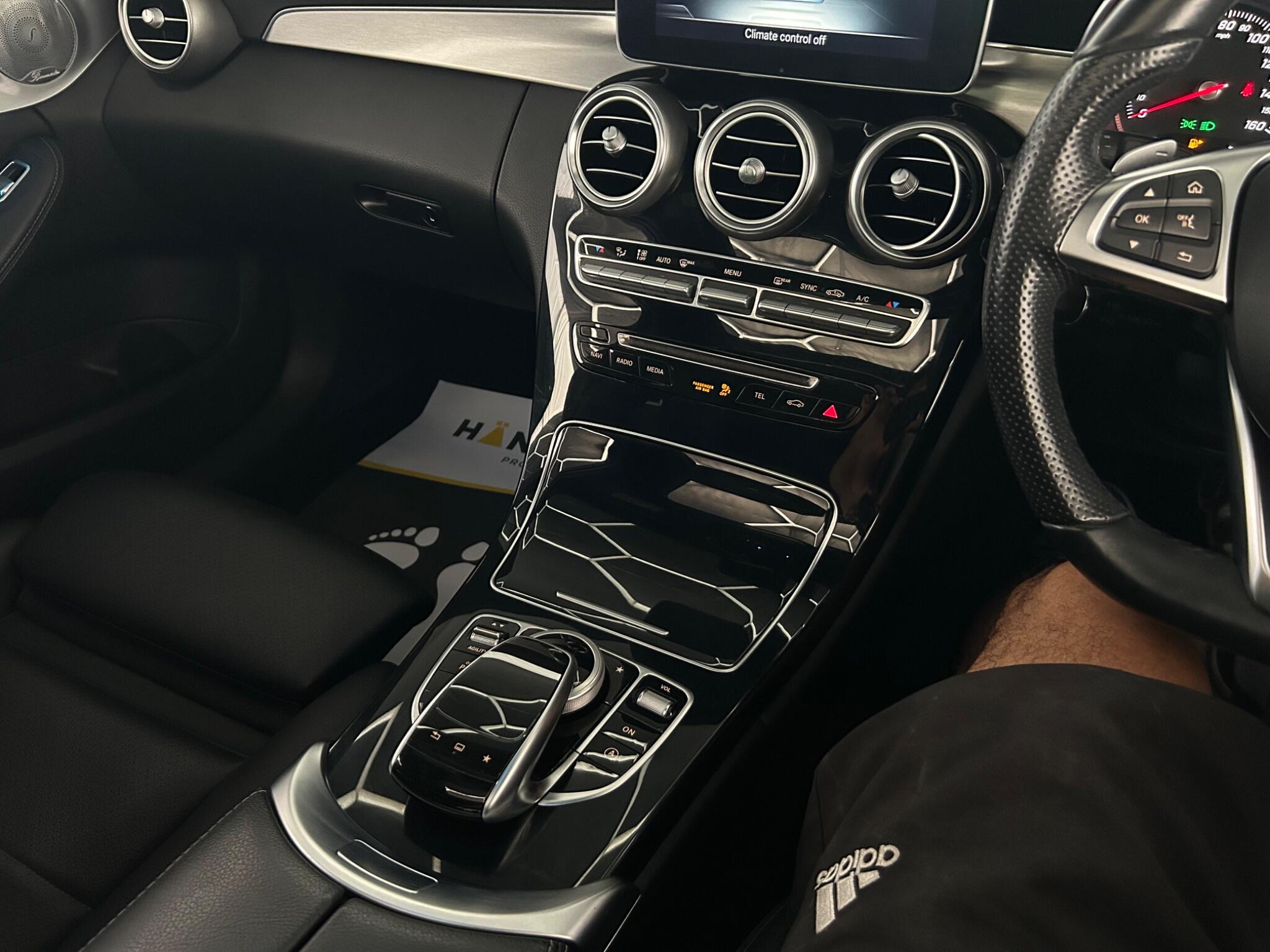 Mercedes-Benz C Class view 21