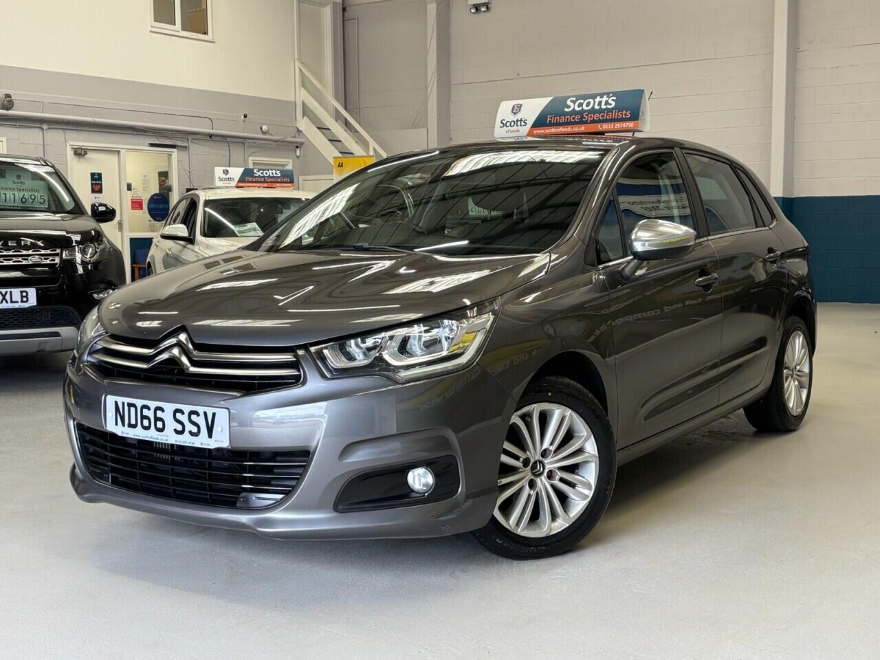 Citroen C4 view 3