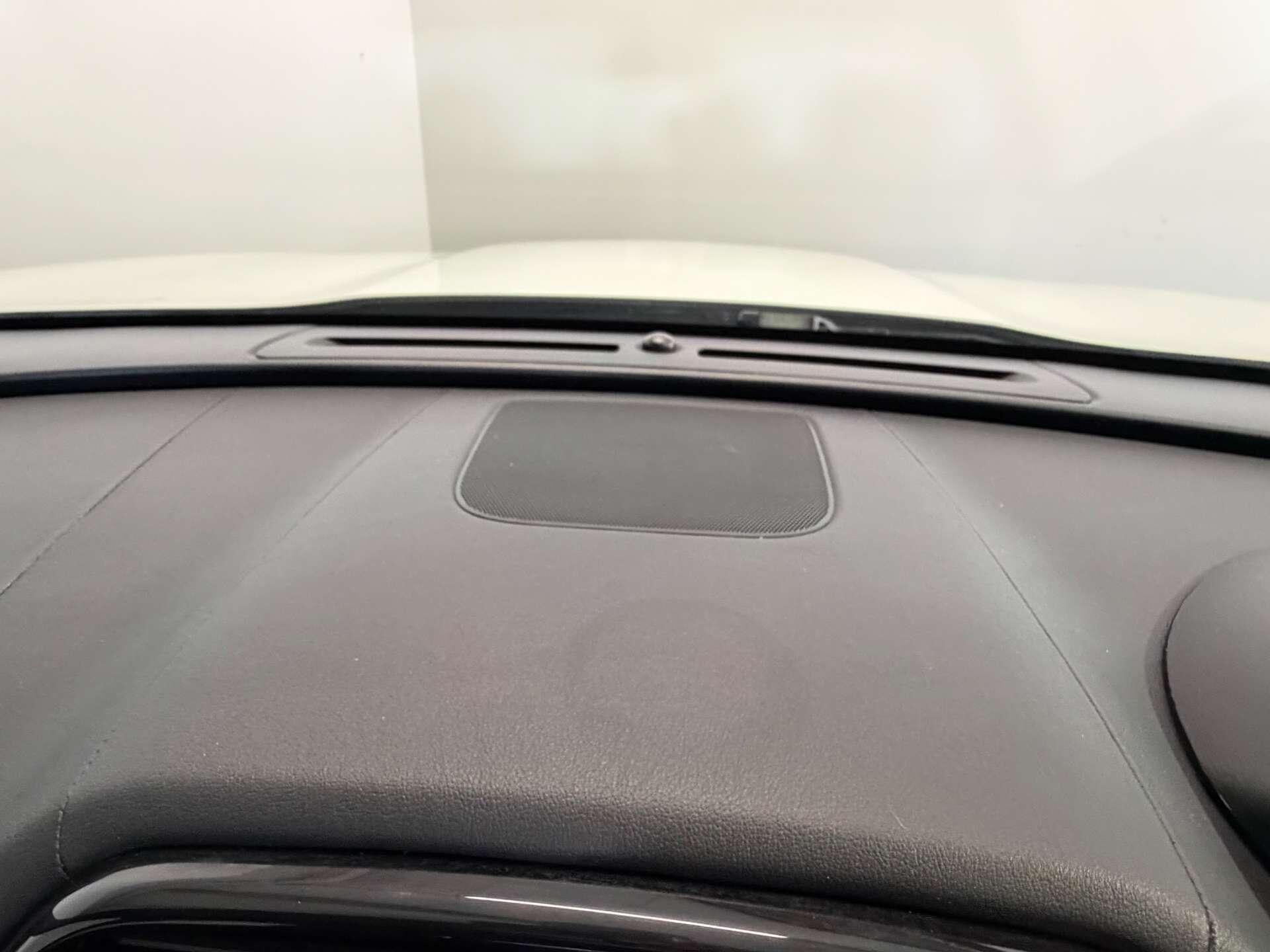 Jaguar F-Pace view 41