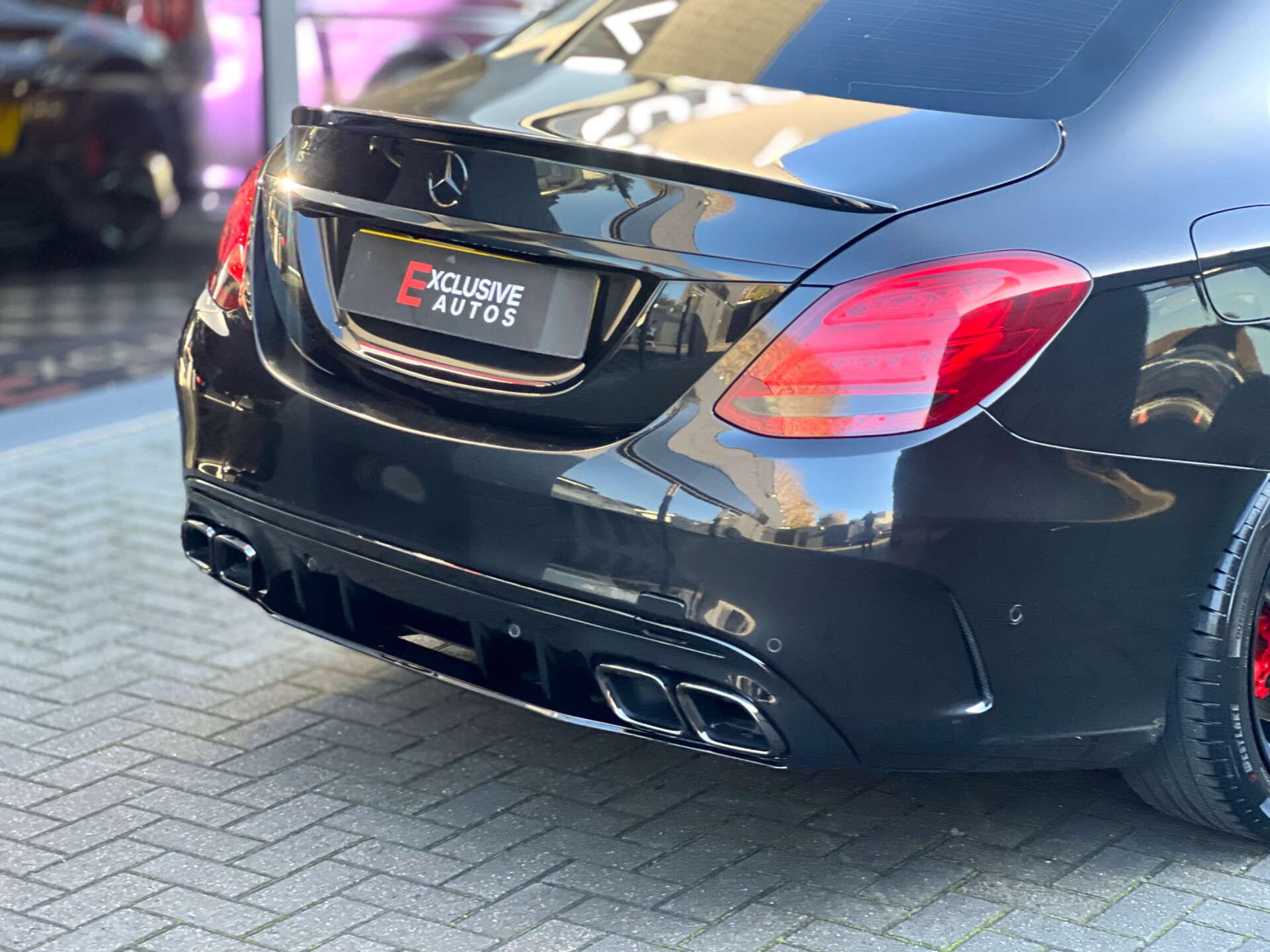 Mercedes-Benz C-Class view 11