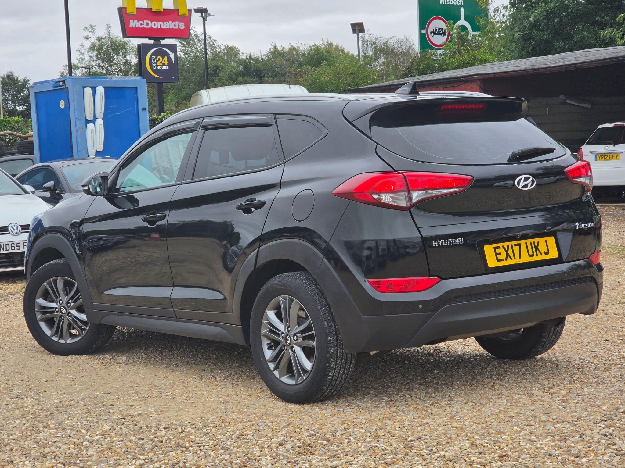 Hyundai Tucson view 4