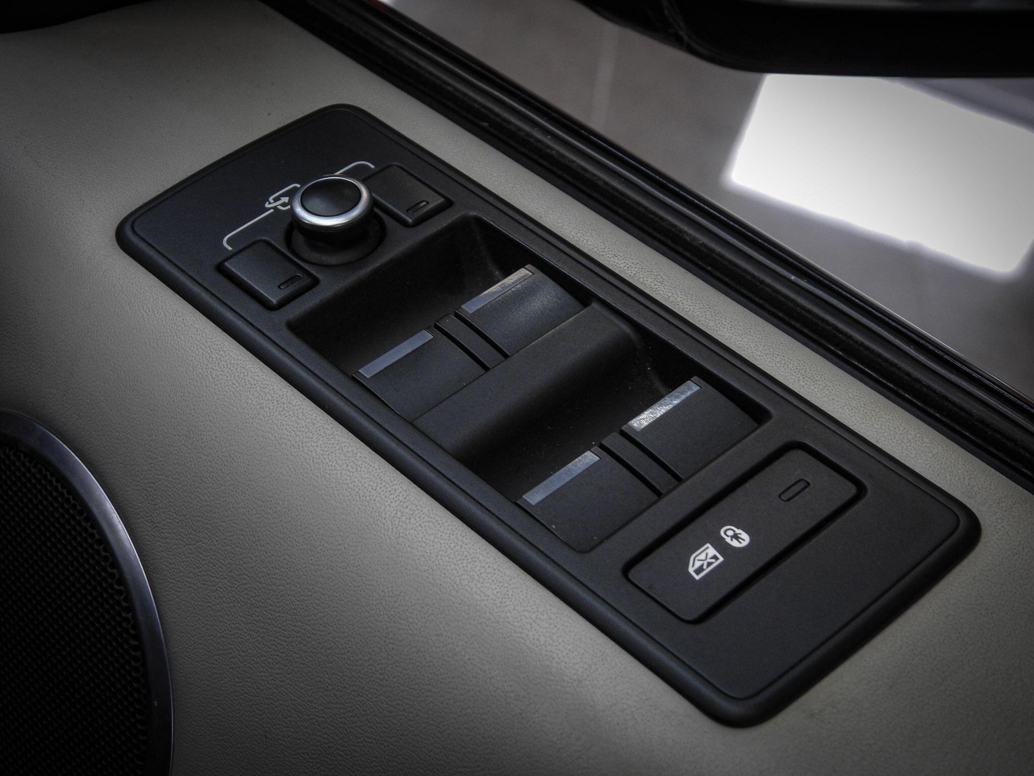 Land Rover Range Rover Sport view 31