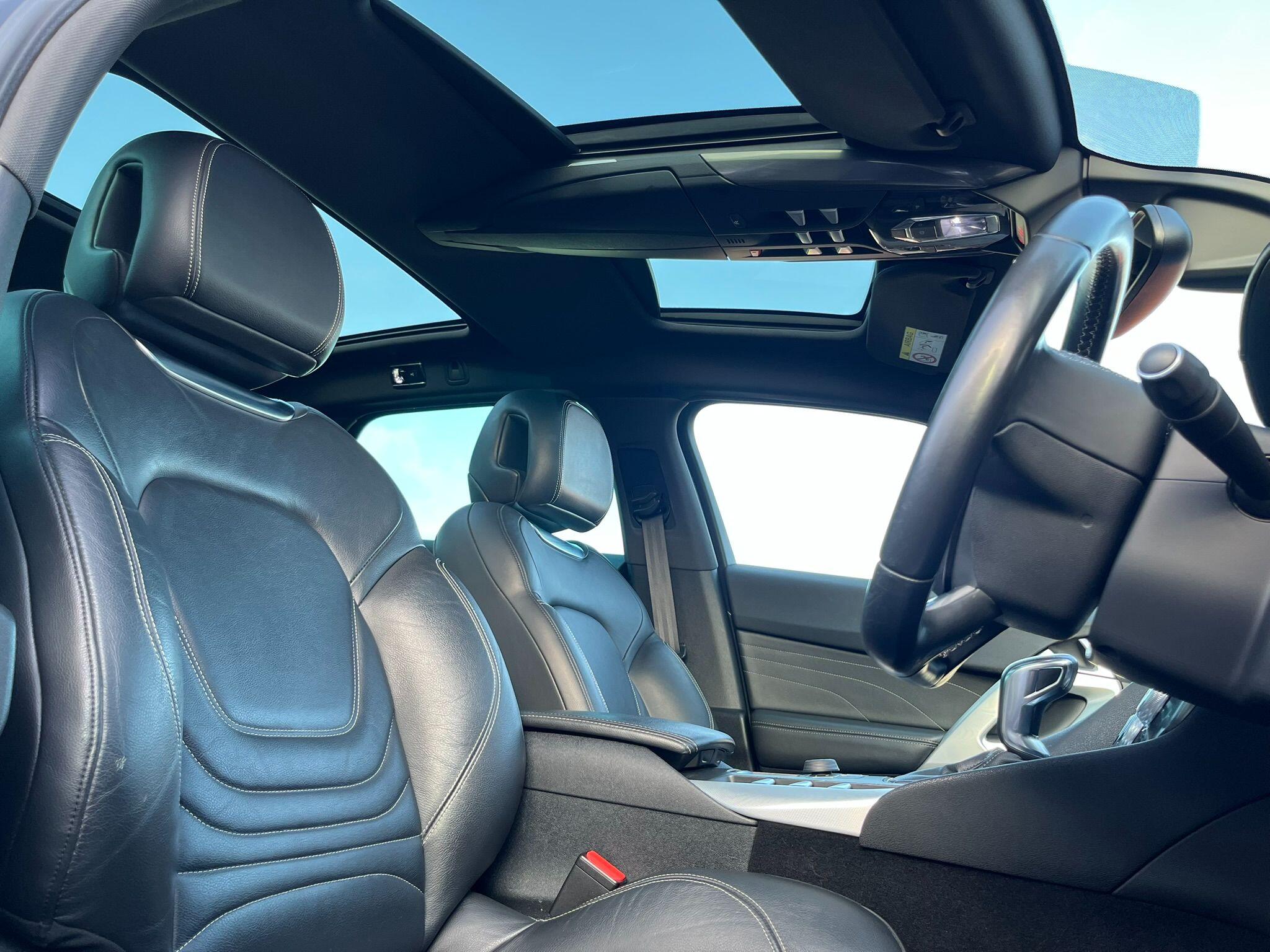Citroen DS5 view 11