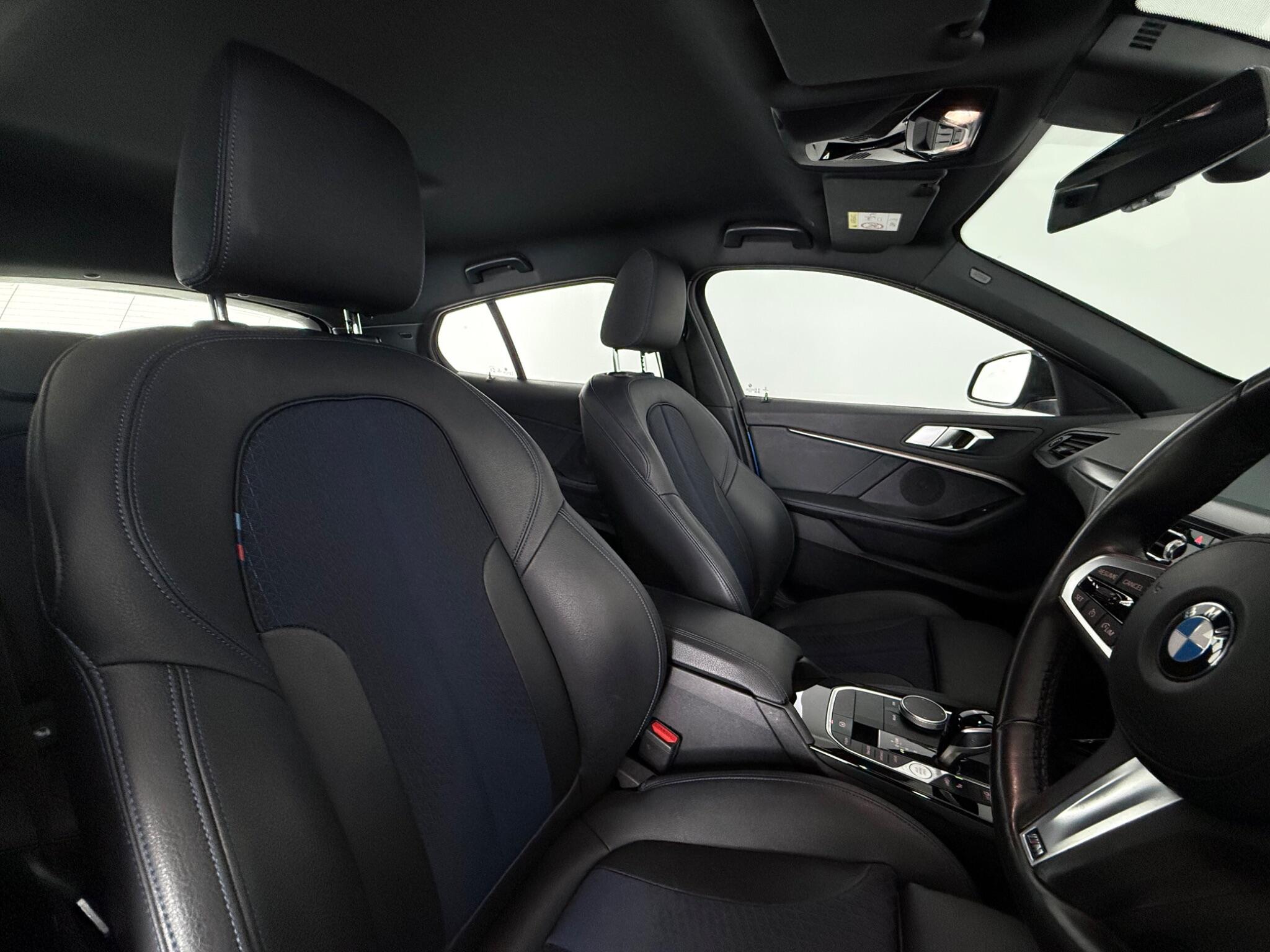 BMW 1 Series view 12