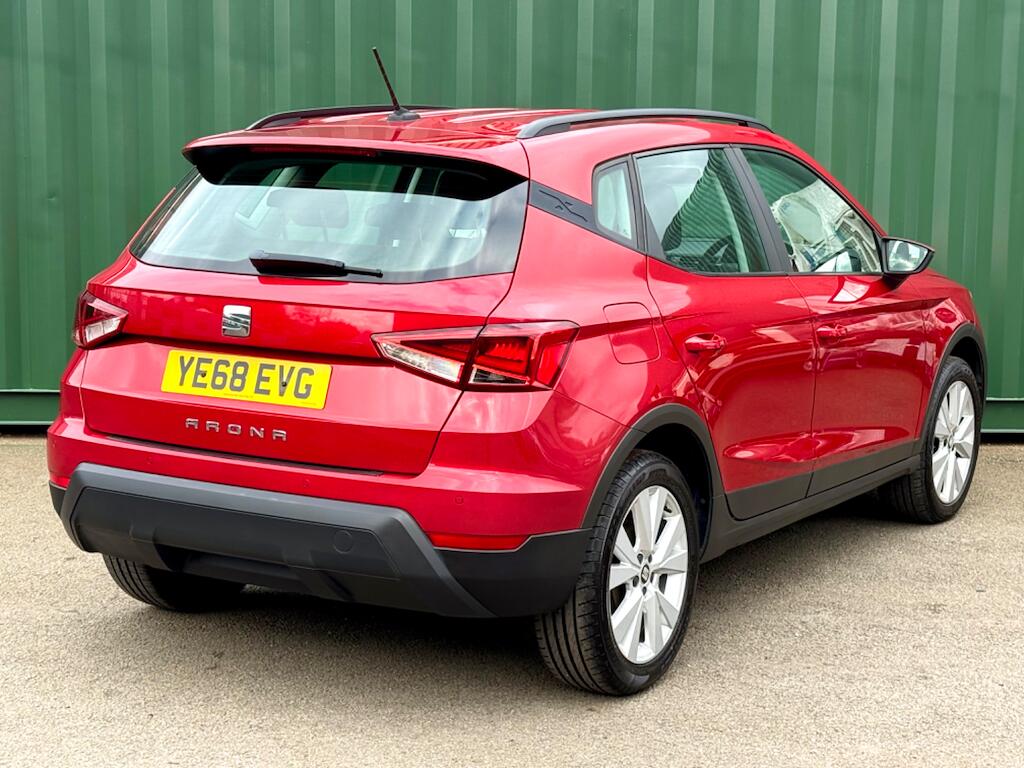 Seat Arona view 13