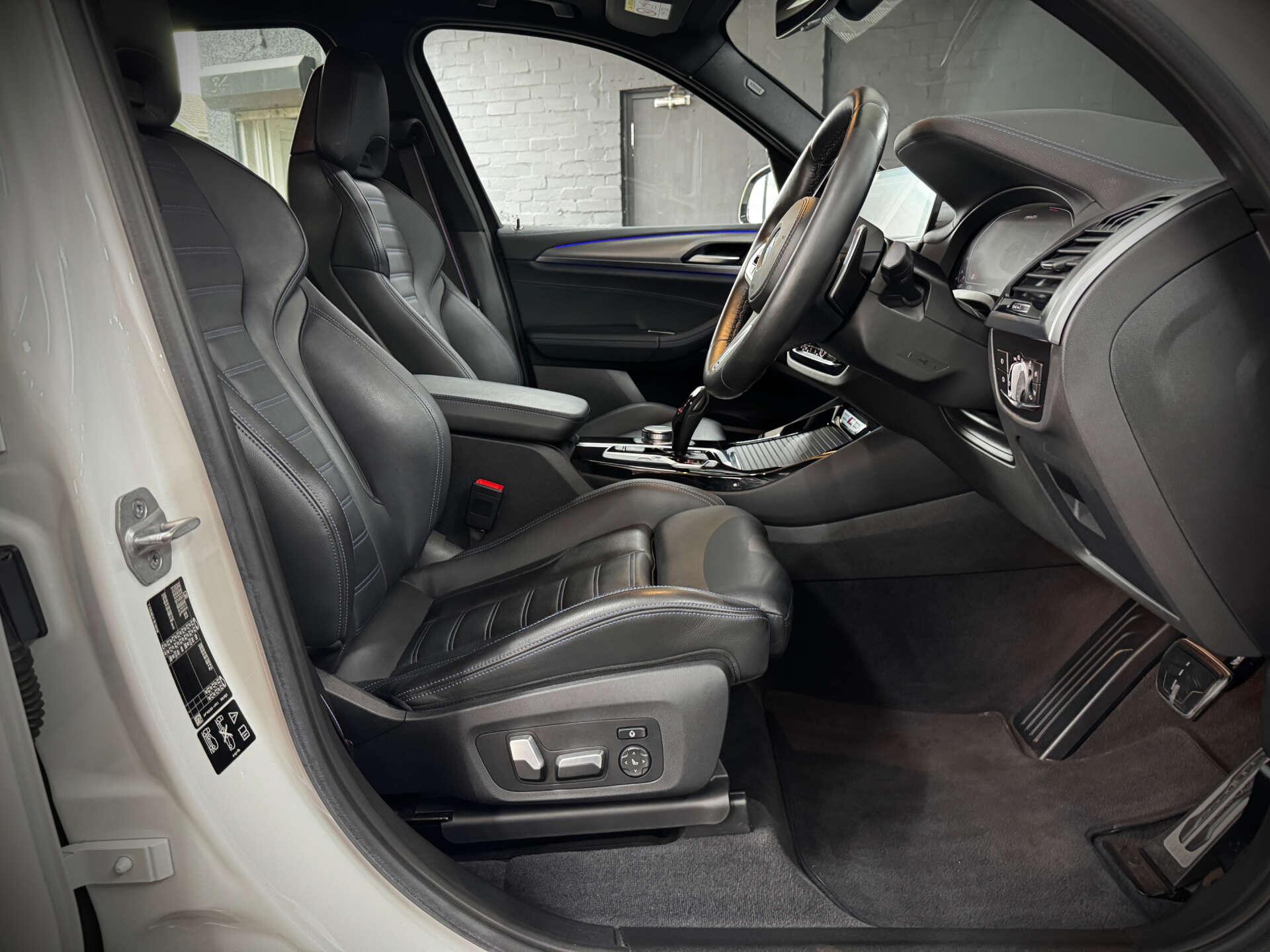 BMW X3 view 34