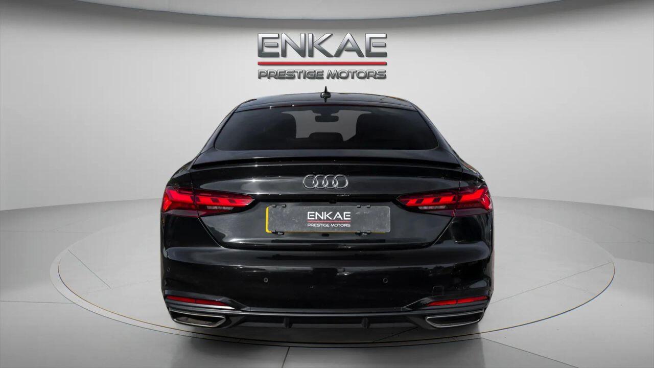 Audi A5 view 5