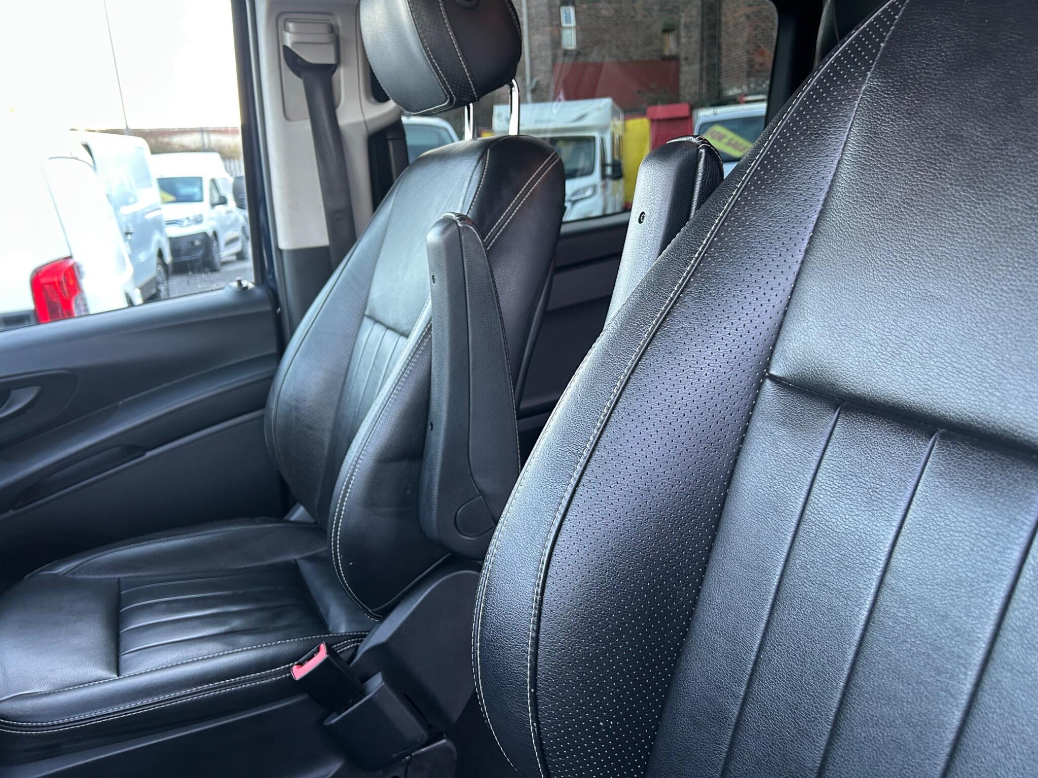 2019 Mercedes-Benz Vito 2.1 114 CDI Progressive Crew Van RWD L2 Euro 6 (s/s) 5dr (LWB) • 121,000 miles image 15