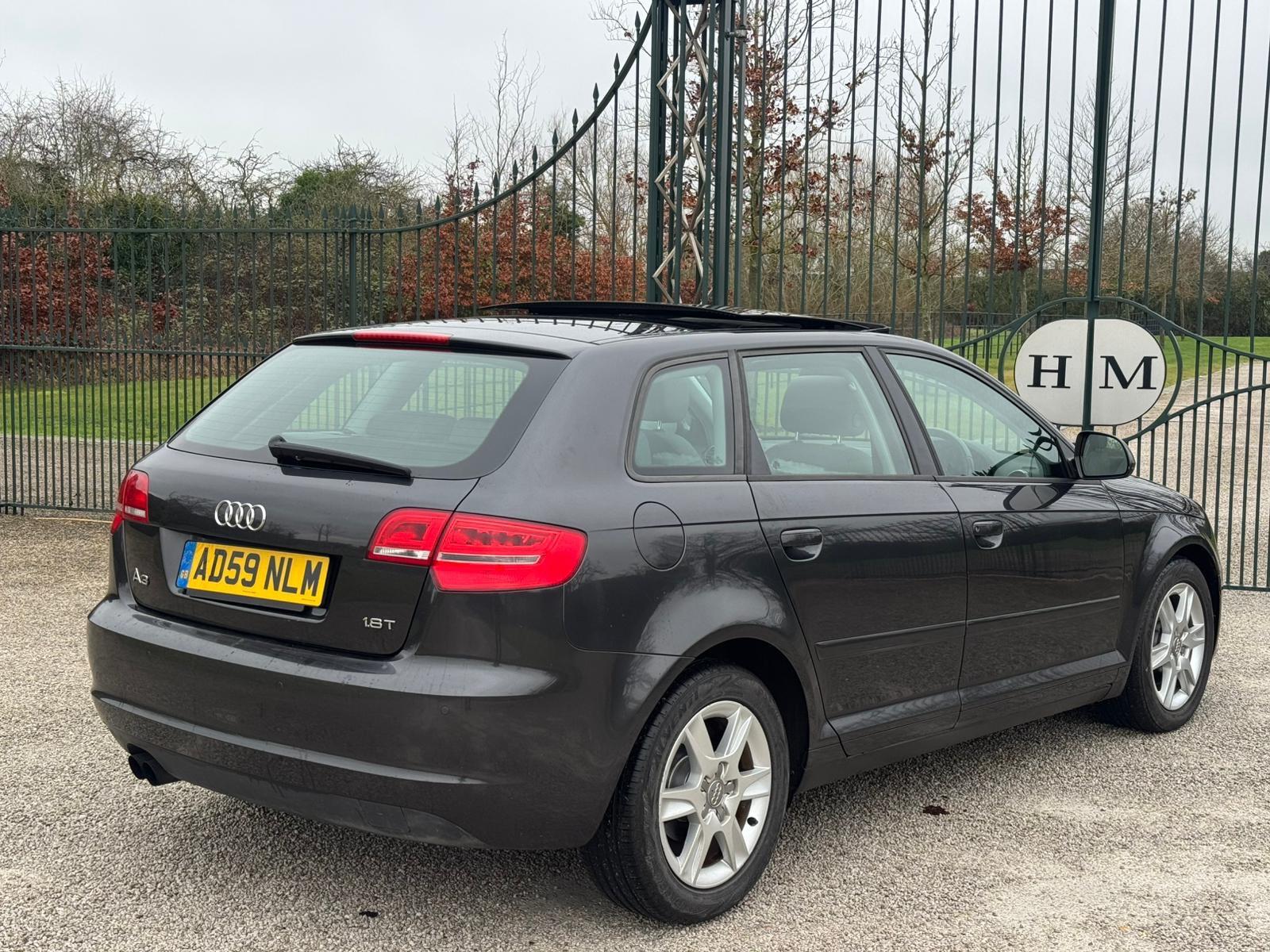 2010 Audi A3 image 2