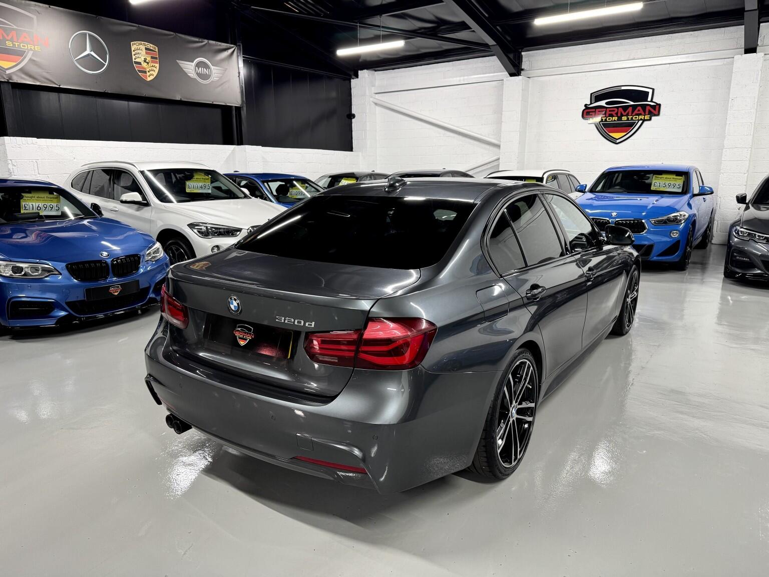 BMW 3 Series view 4