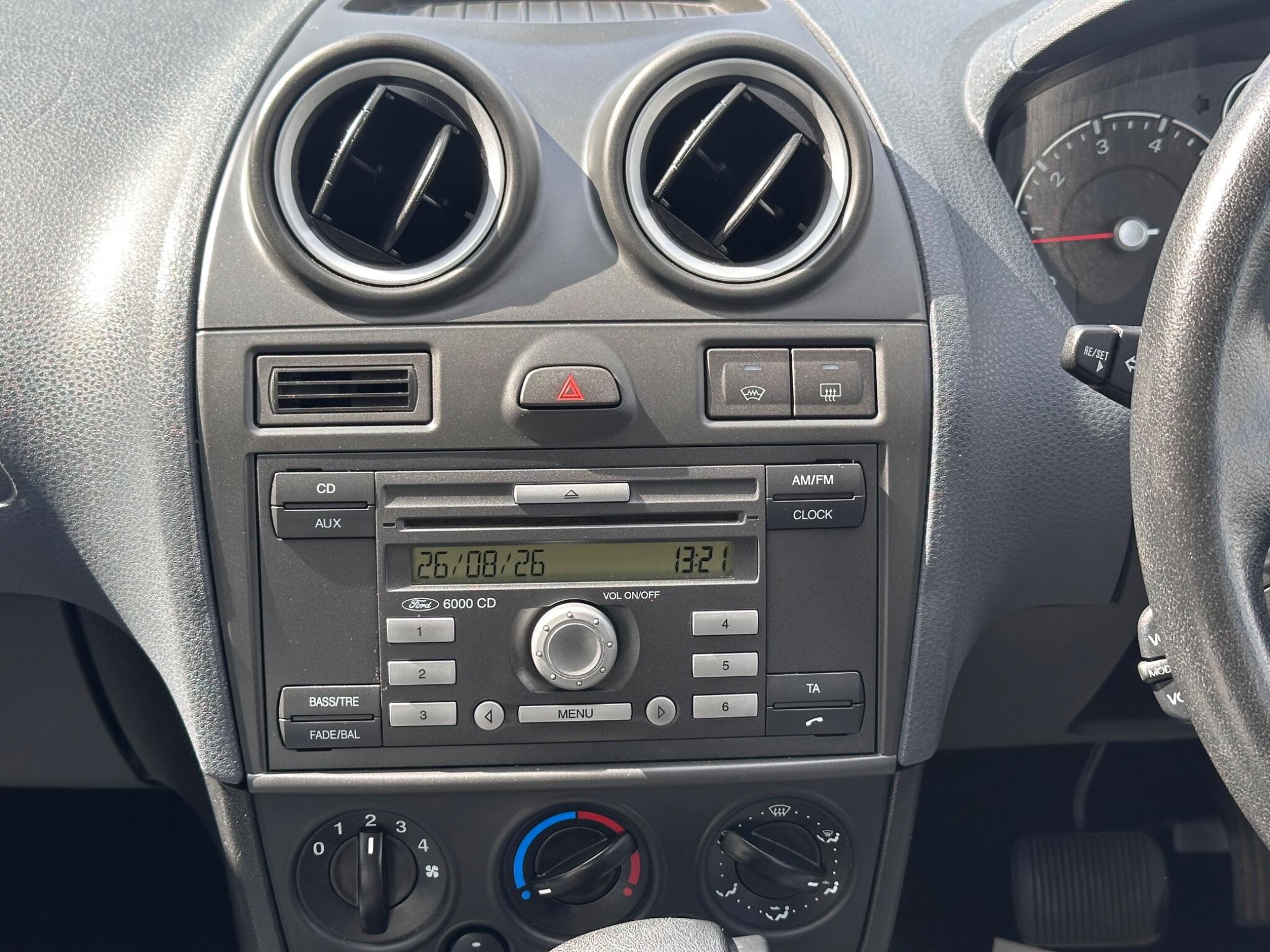 Ford Fiesta view 34
