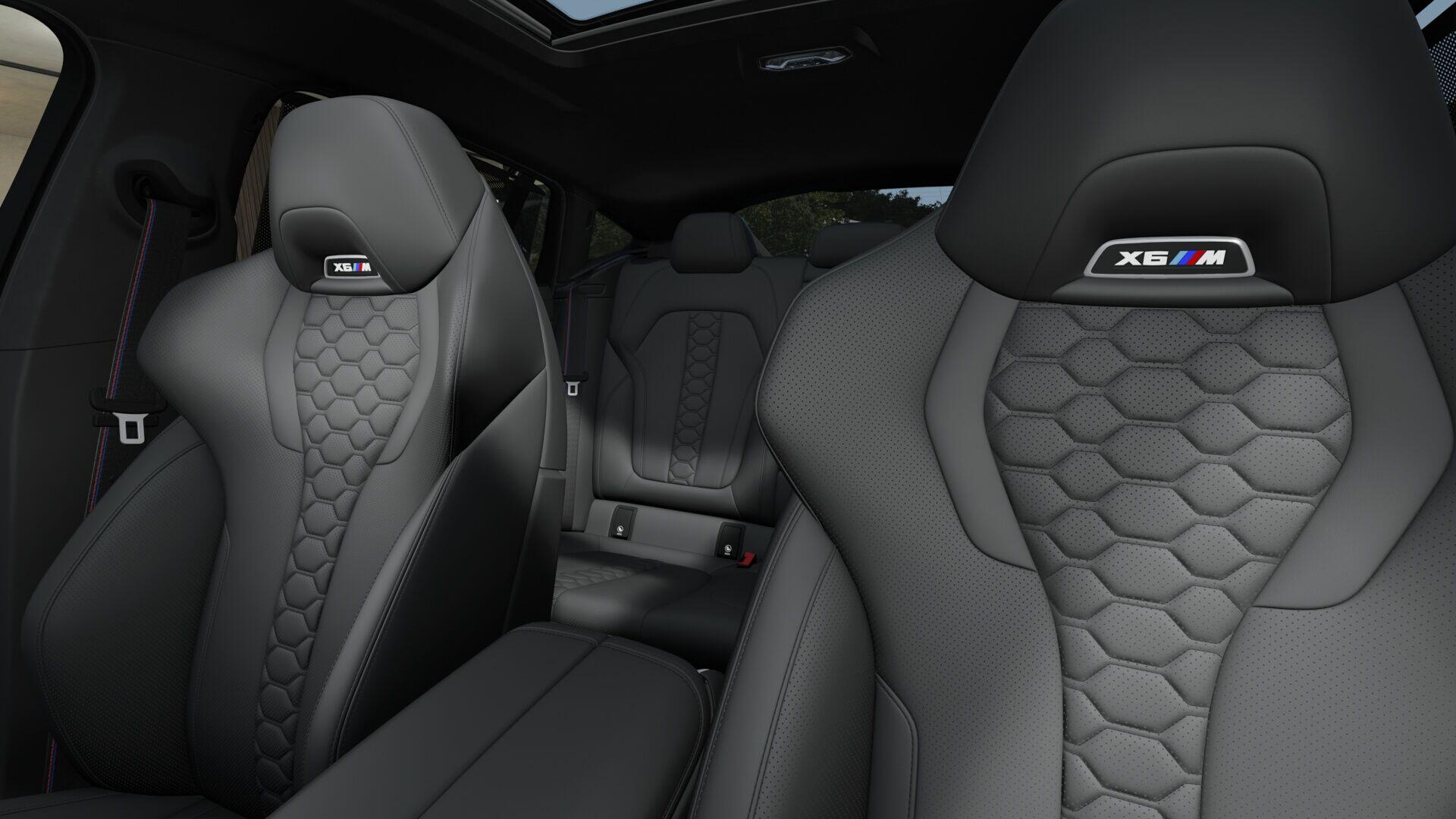BMW X6 M view 13