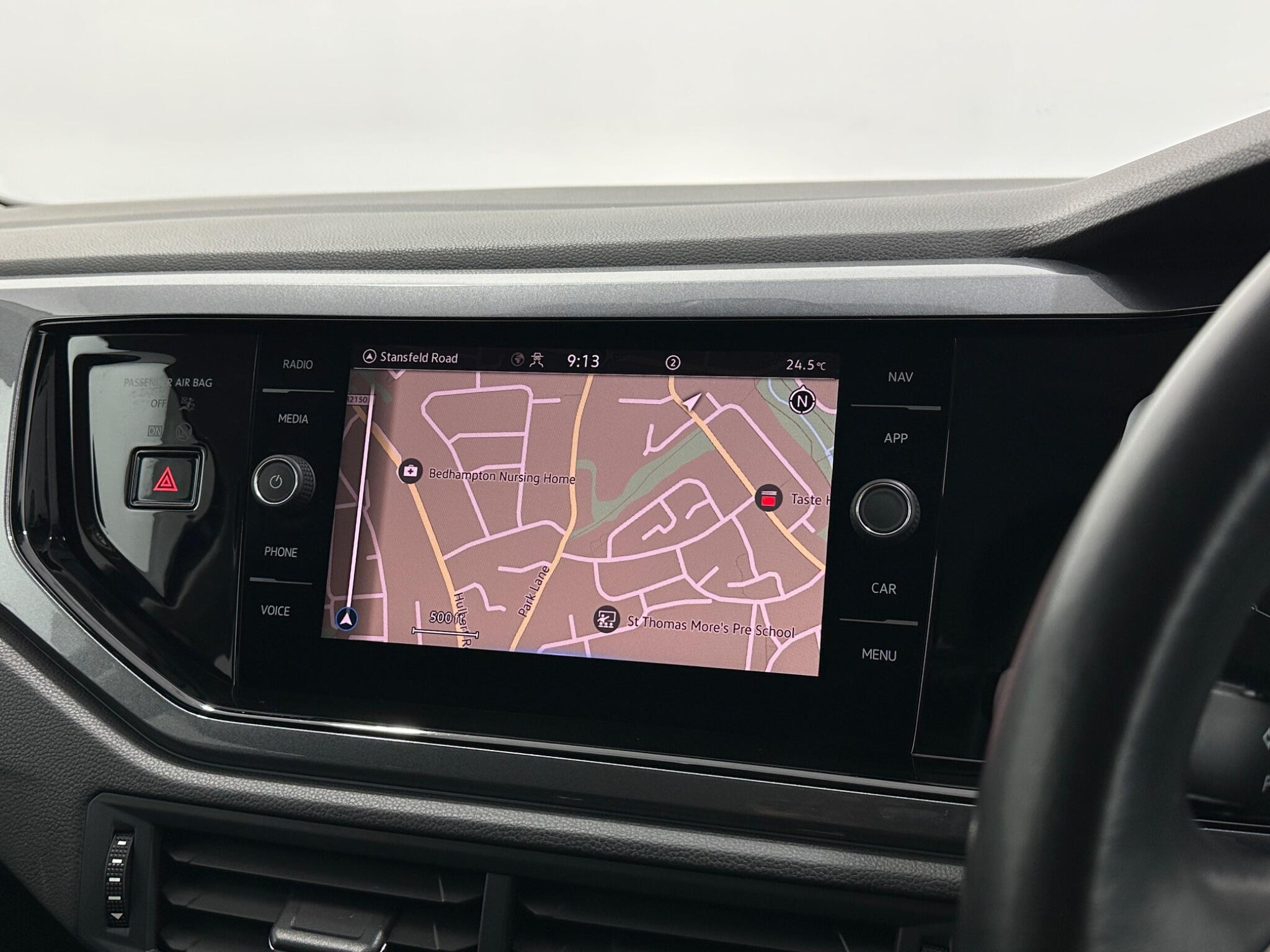 Volkswagen Polo view 23