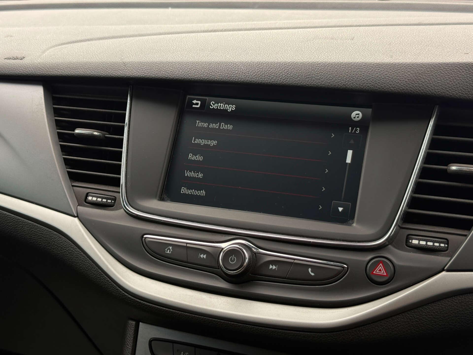 Vauxhall Astra view 65