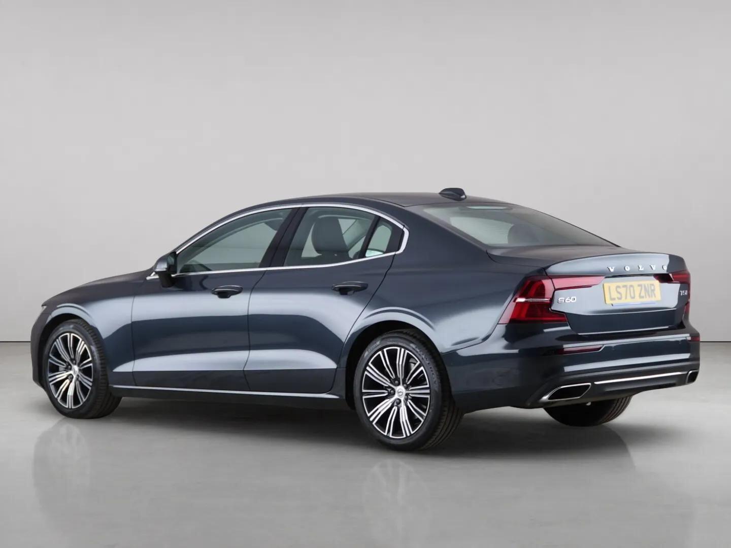 Volvo S60 view 8
