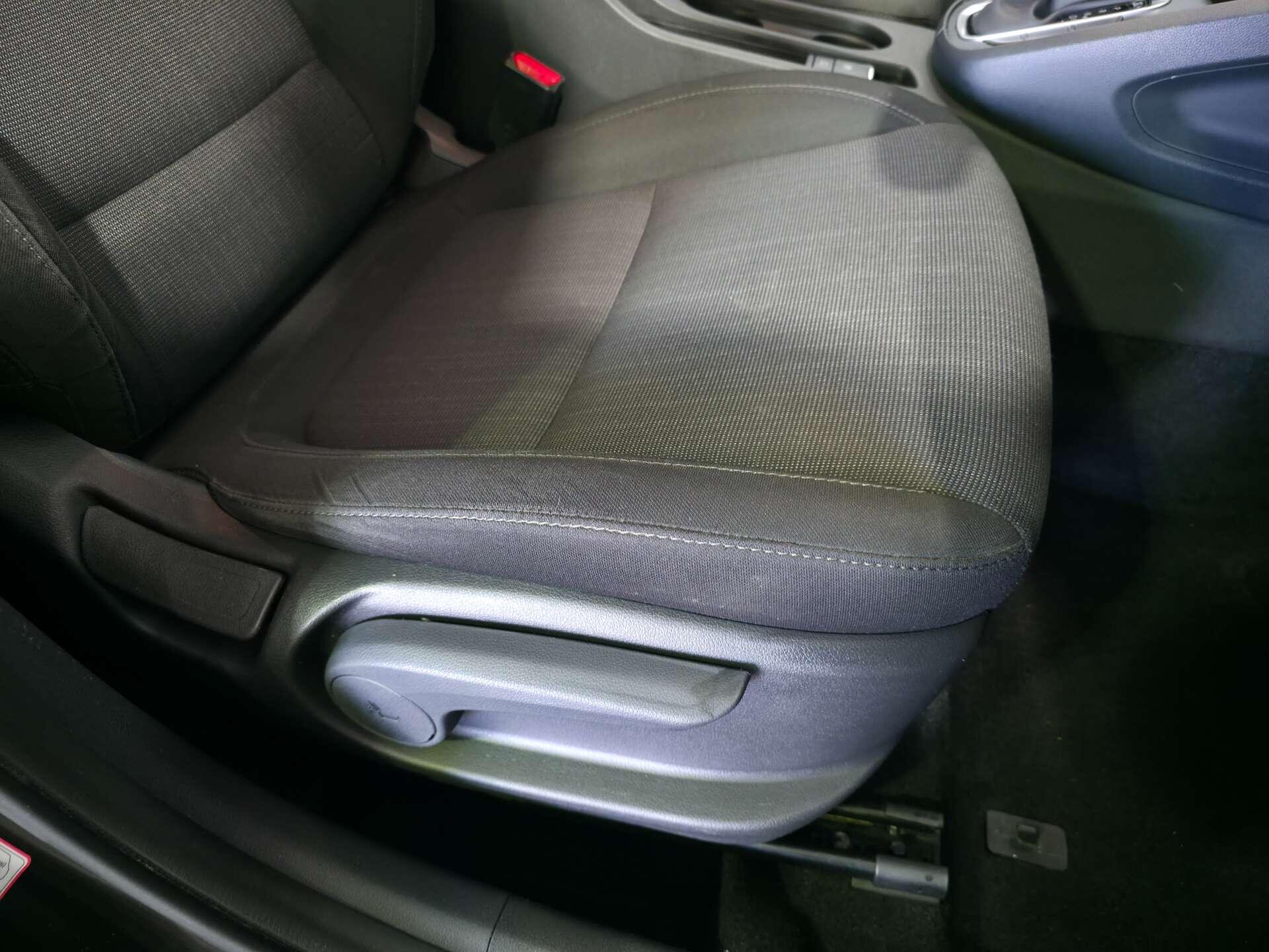 Hyundai Kona view 12