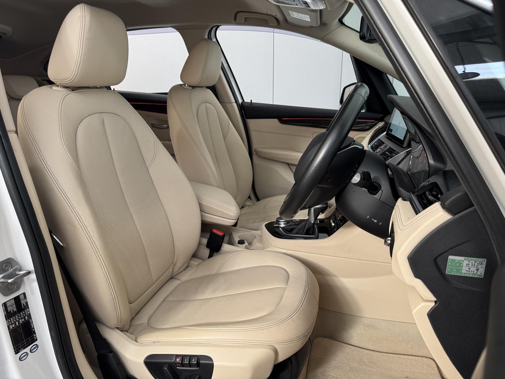 BMW 2 Series Active Tourer view 58