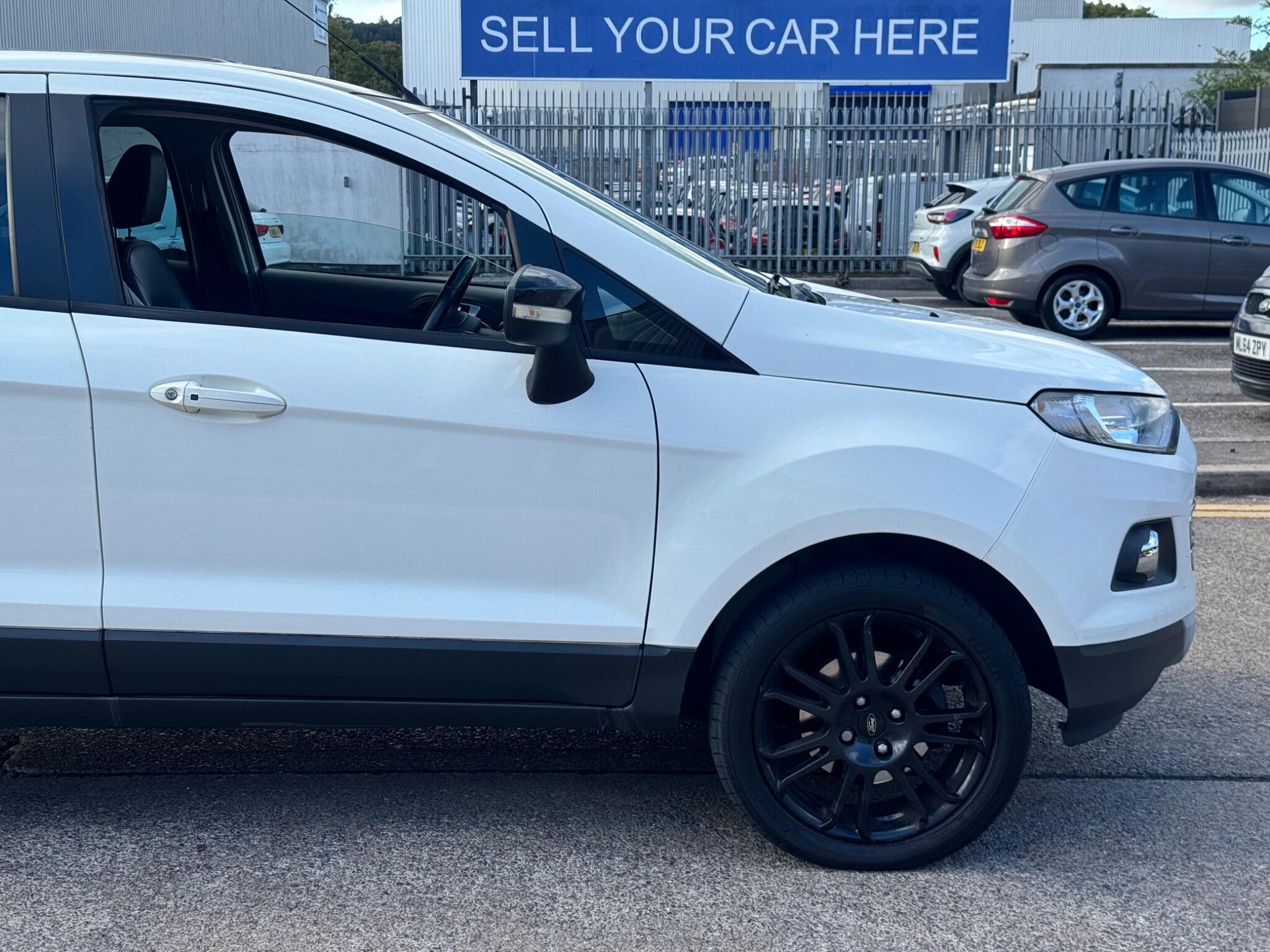 Ford Ecosport view 15