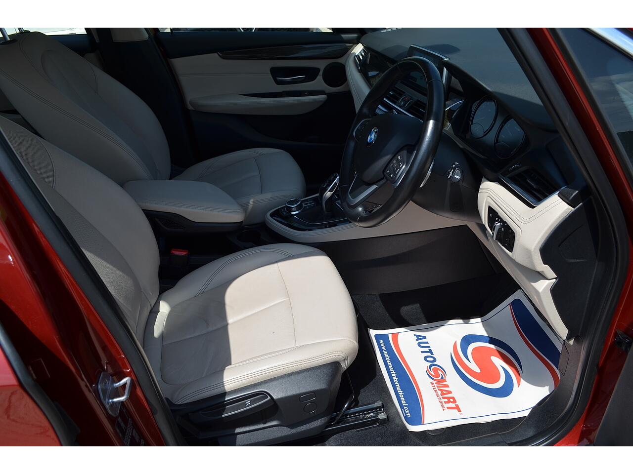 BMW 2 Series view 13