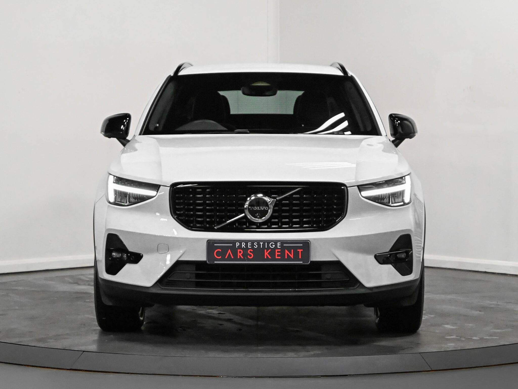 Volvo XC40 view 22