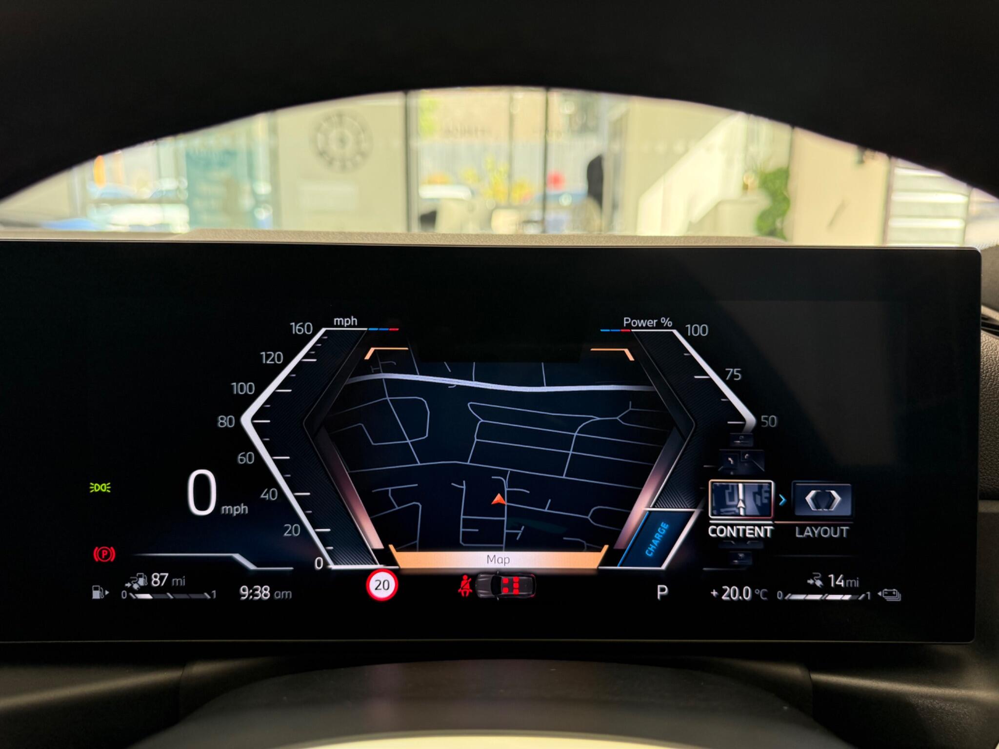 BMW 3 Series view 28