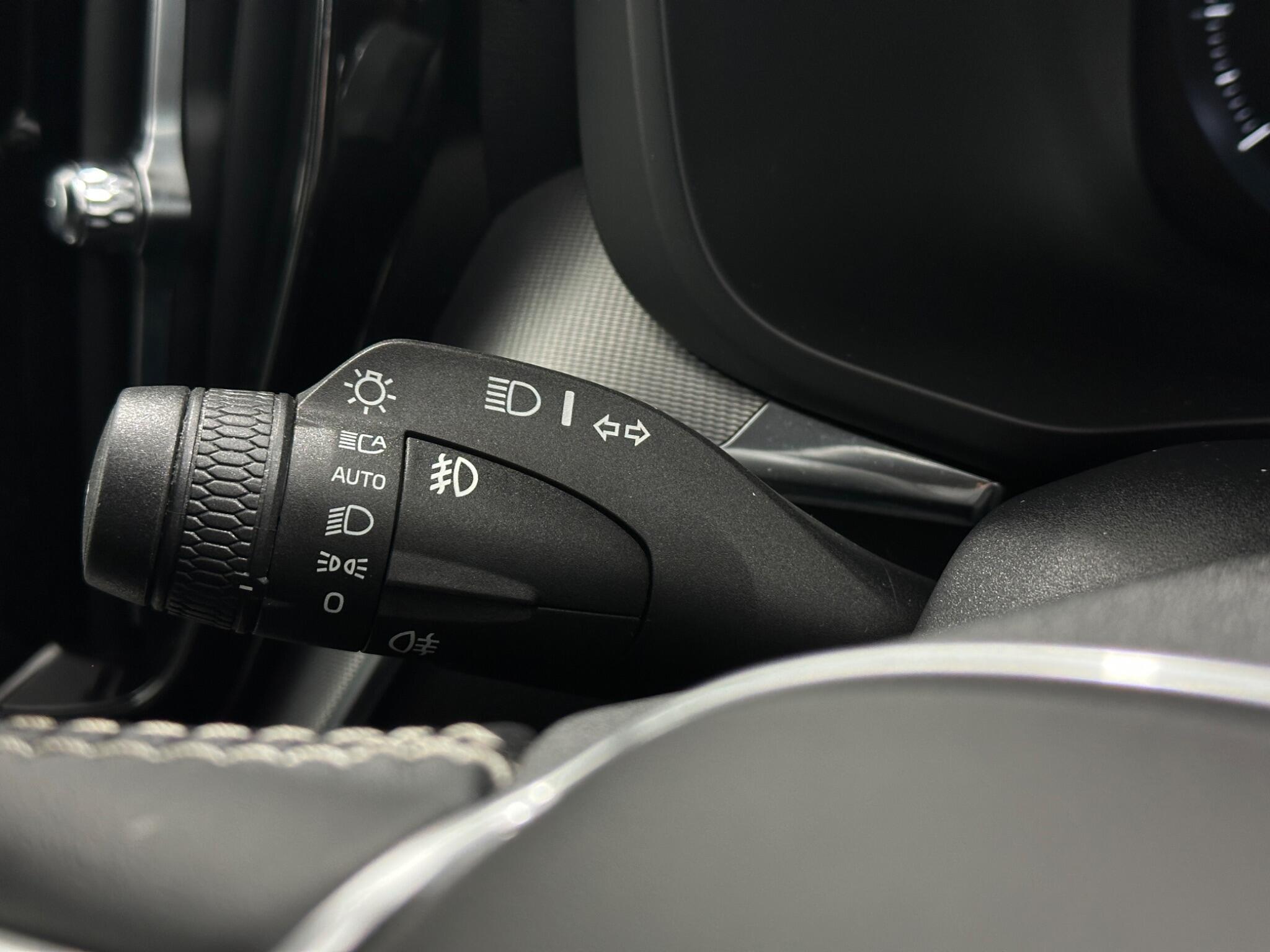 Volvo XC60 view 13