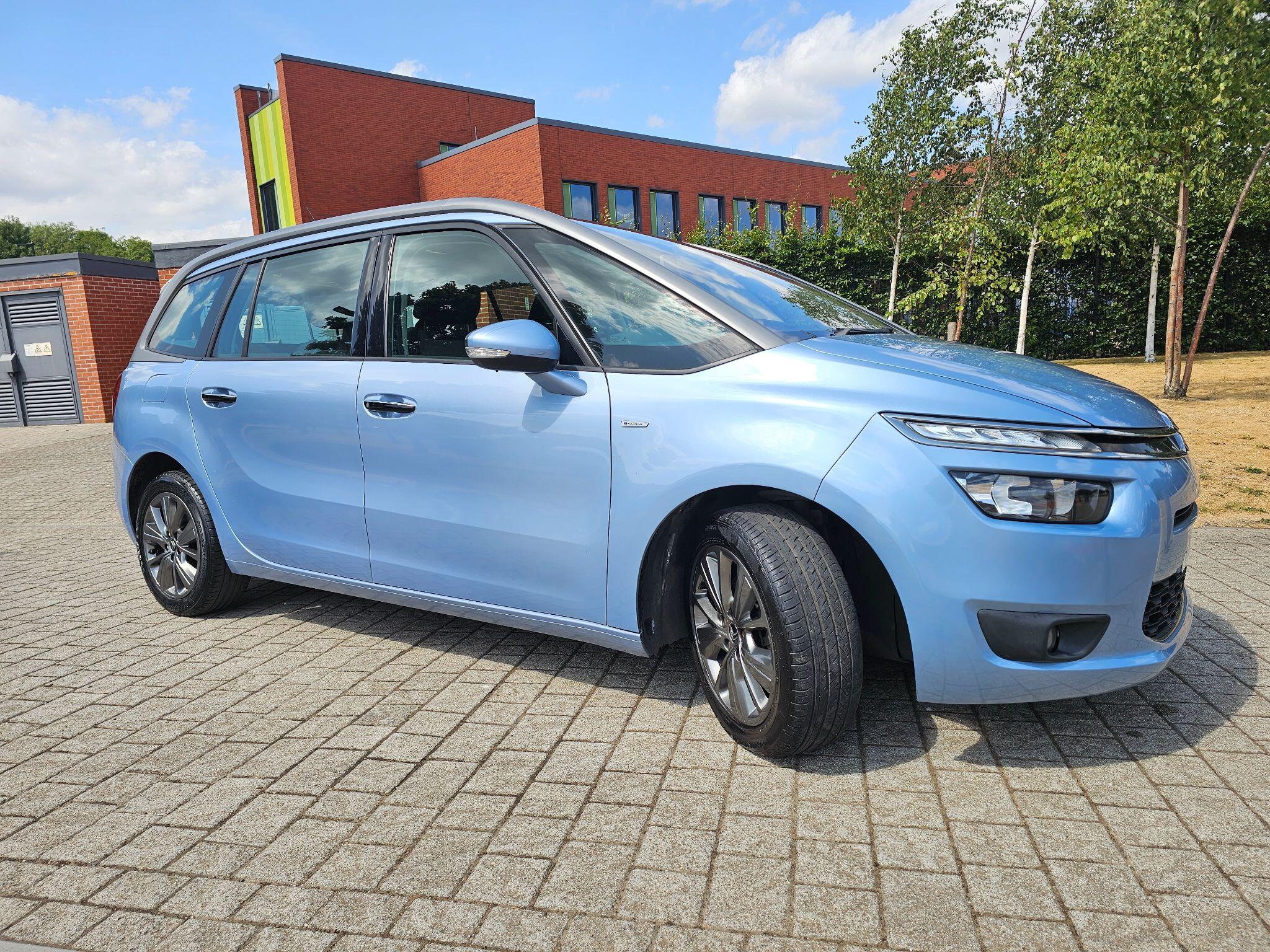 Citroen Grand C4 Picasso view 12