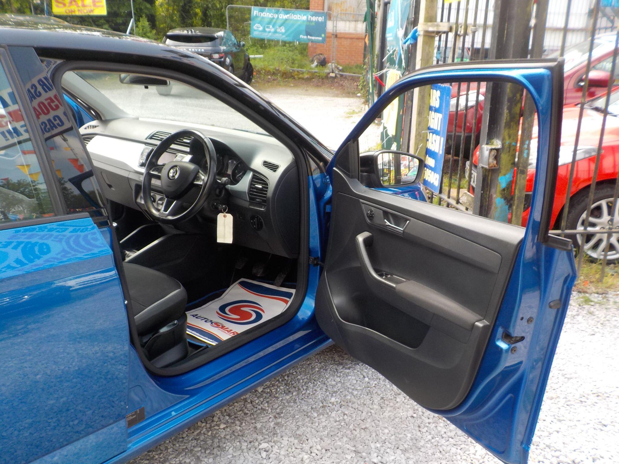 Skoda Fabia 1.0 Colour Edition Euro 6 (s/s) 5dr