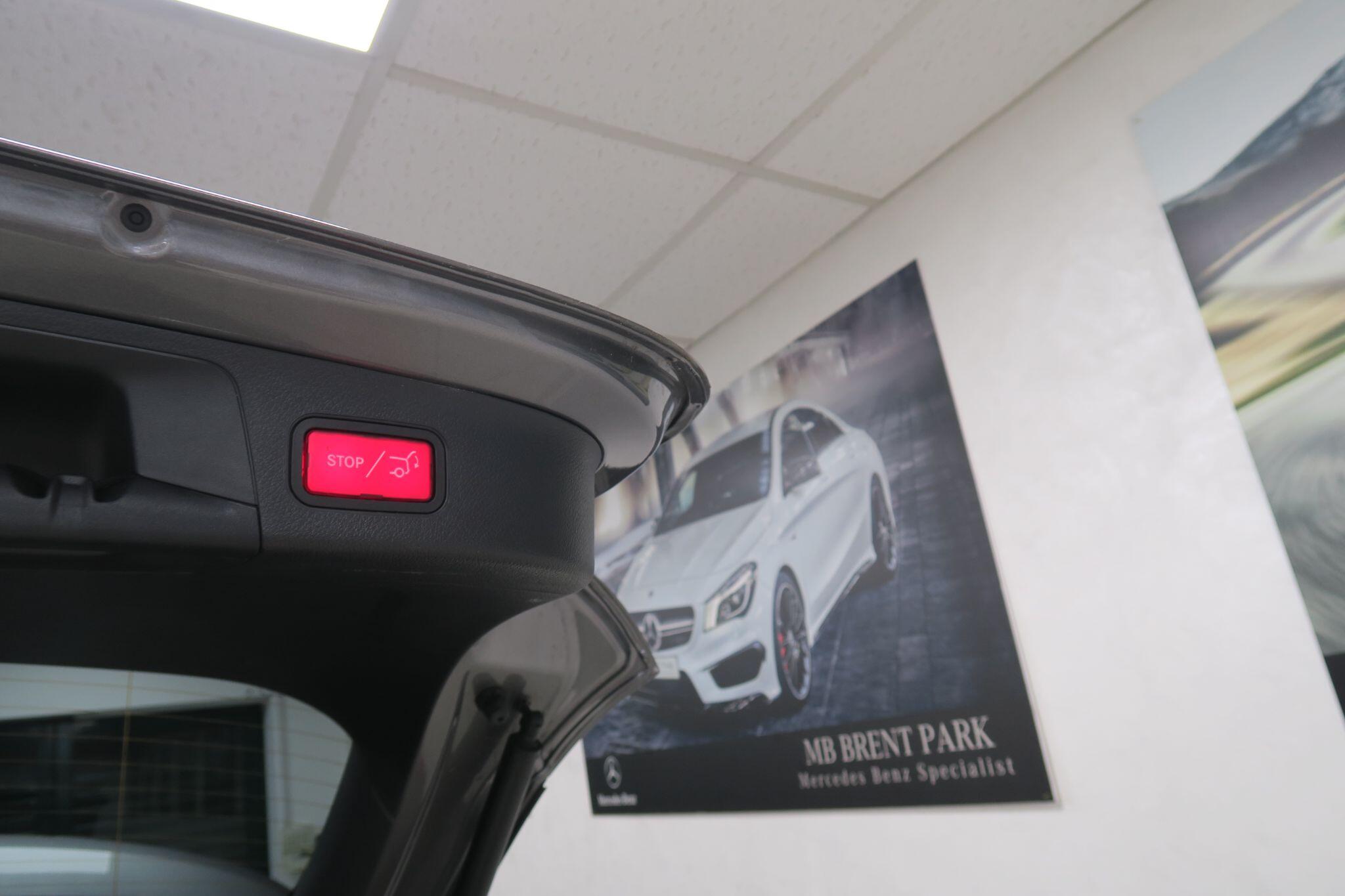 Mercedes-Benz Eqa view 18