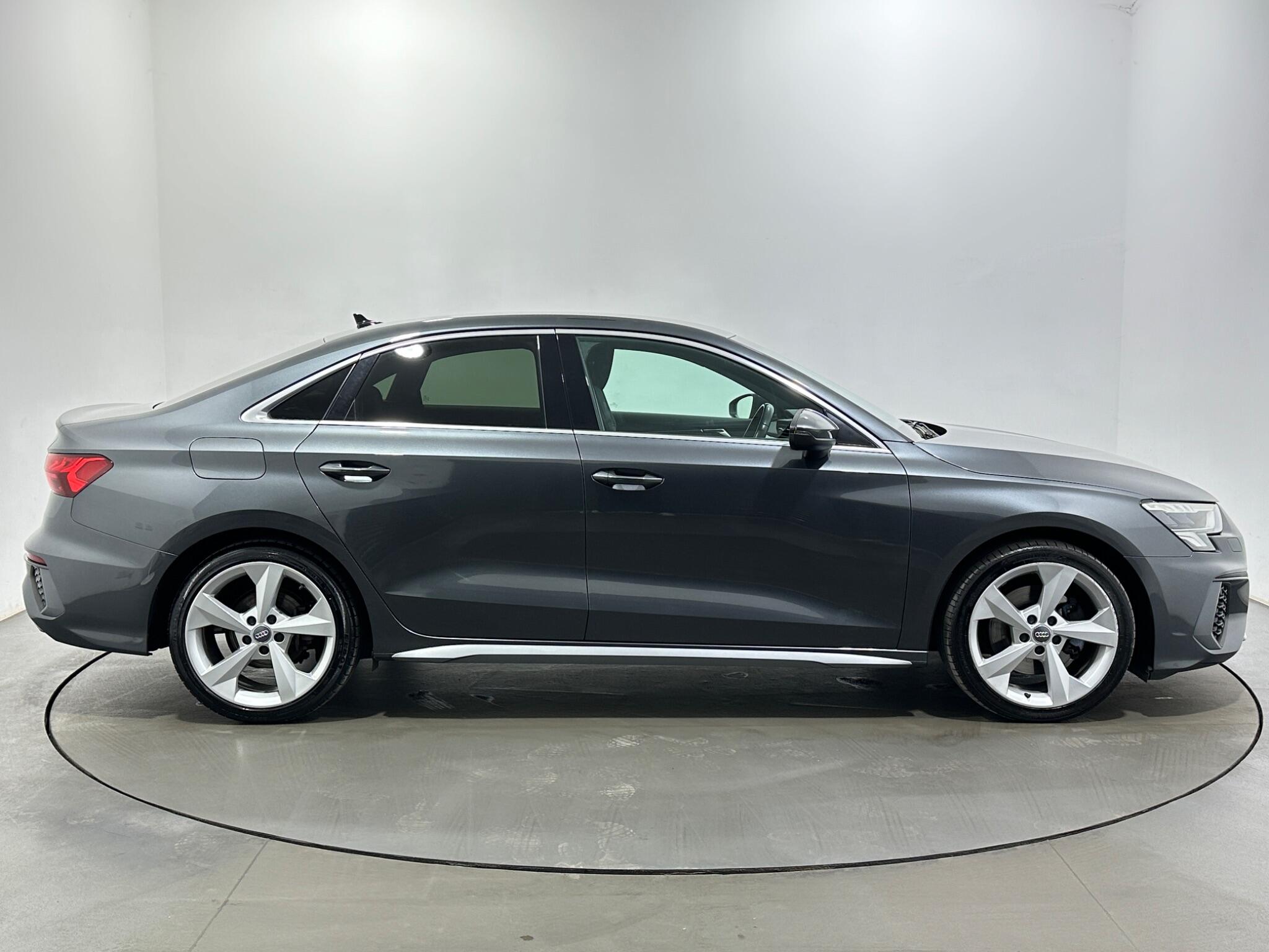 Audi A3 view 9