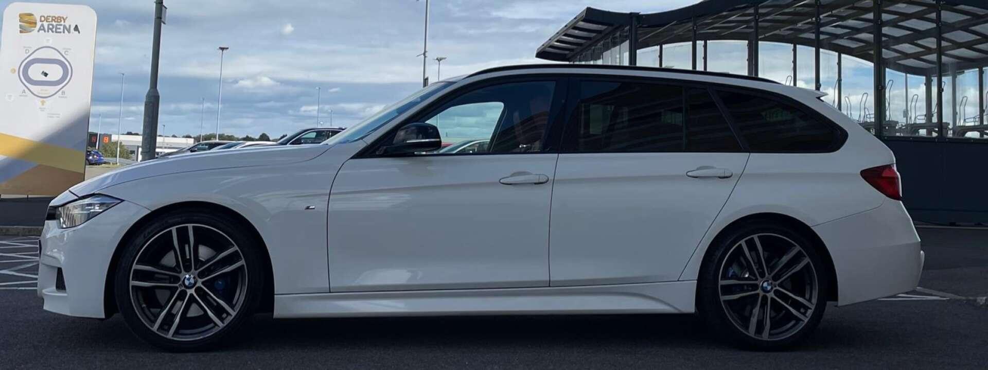 BMW 3 Series view 18