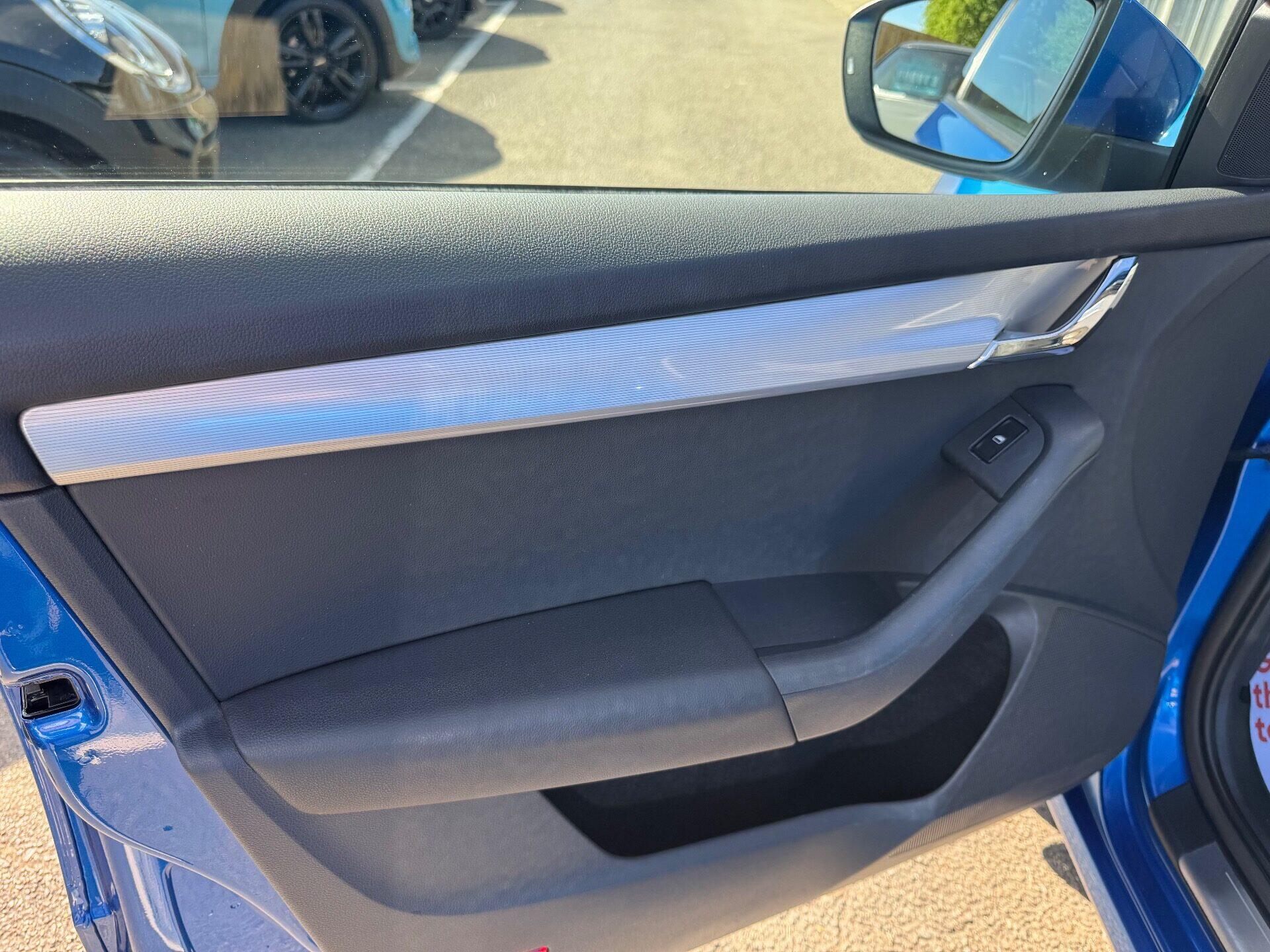Skoda Octavia view 23