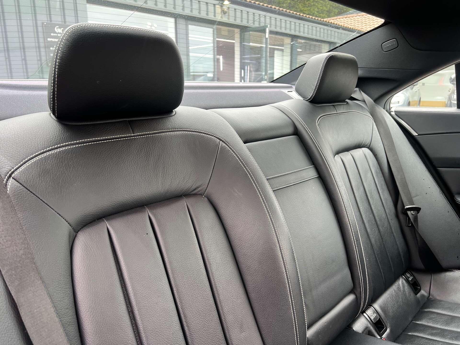 Mercedes-Benz CLS view 31