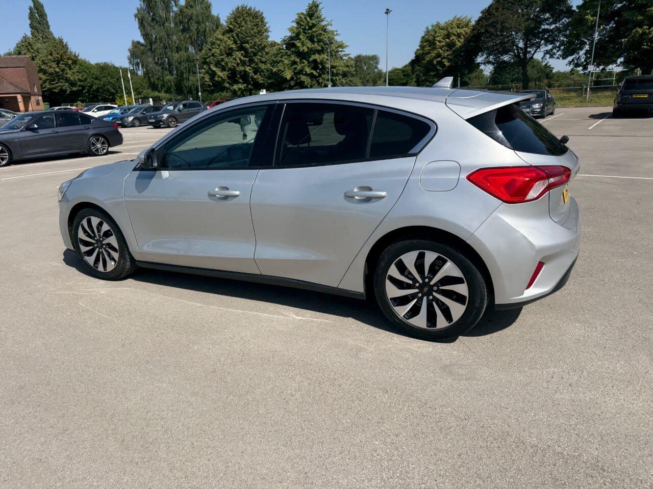 Ford Focus view 43