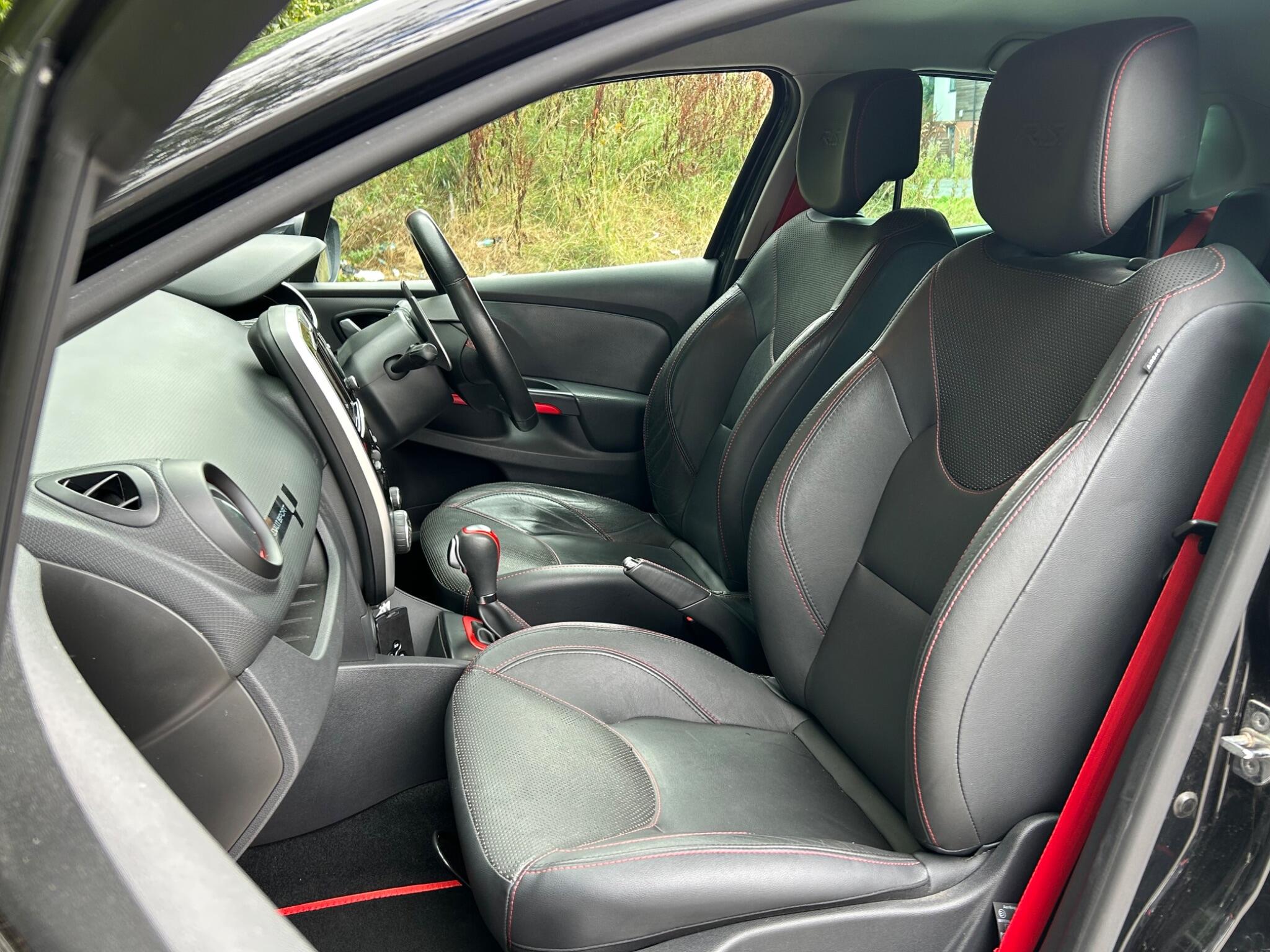 Renault Clio view 44