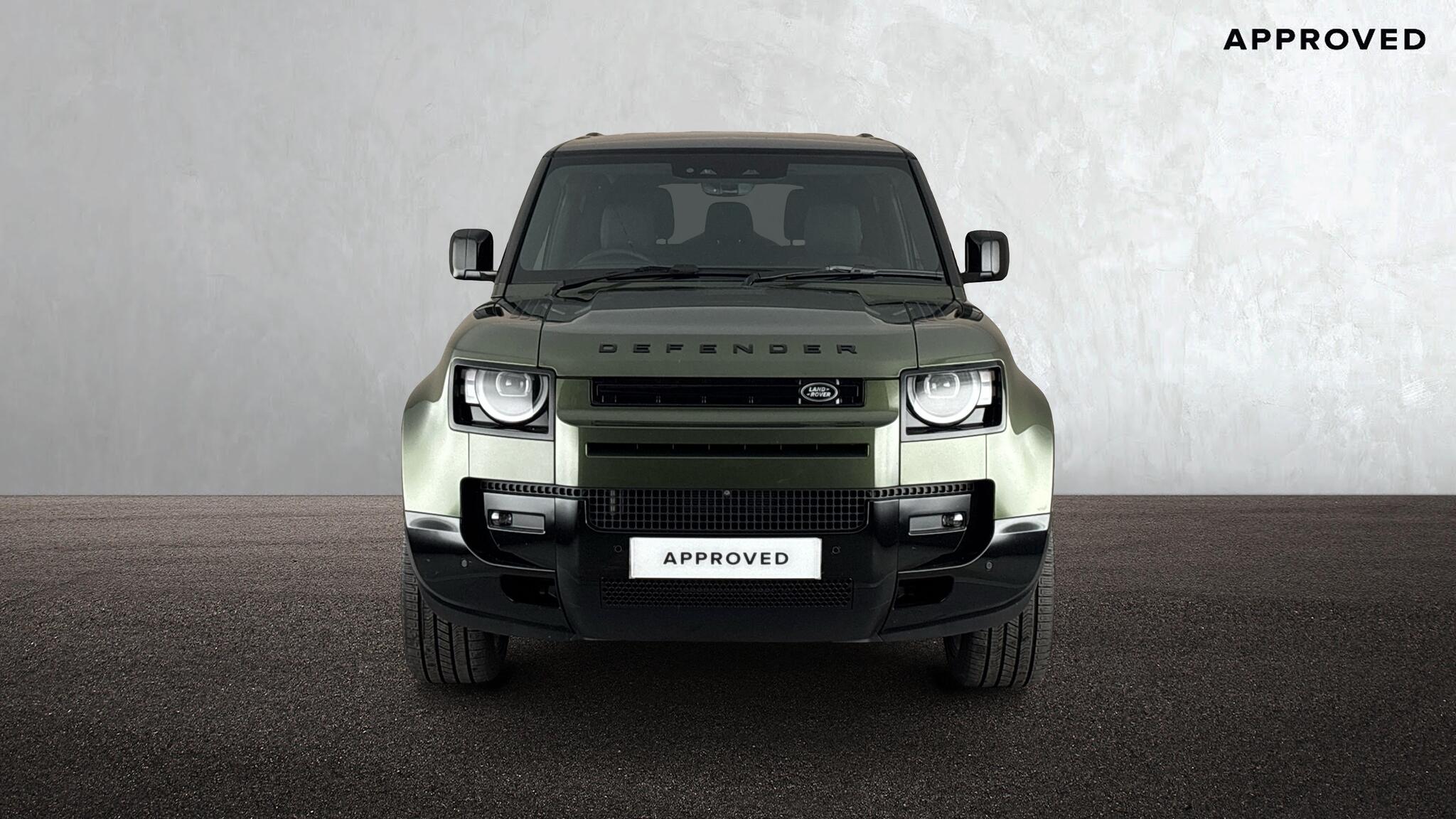 Land Rover Defender view 7