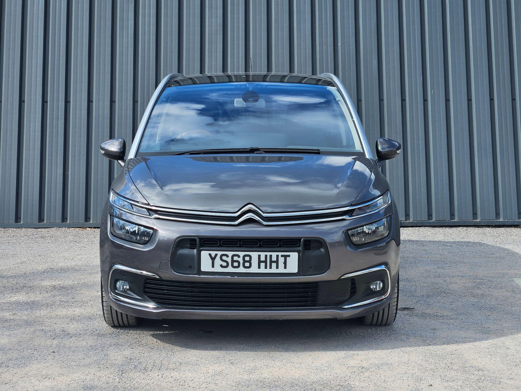 2019 Citroen Grand C4 SpaceTourer image 2