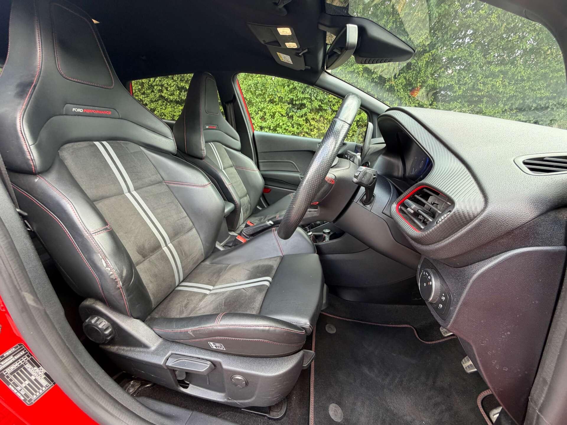 Ford Fiesta view 23