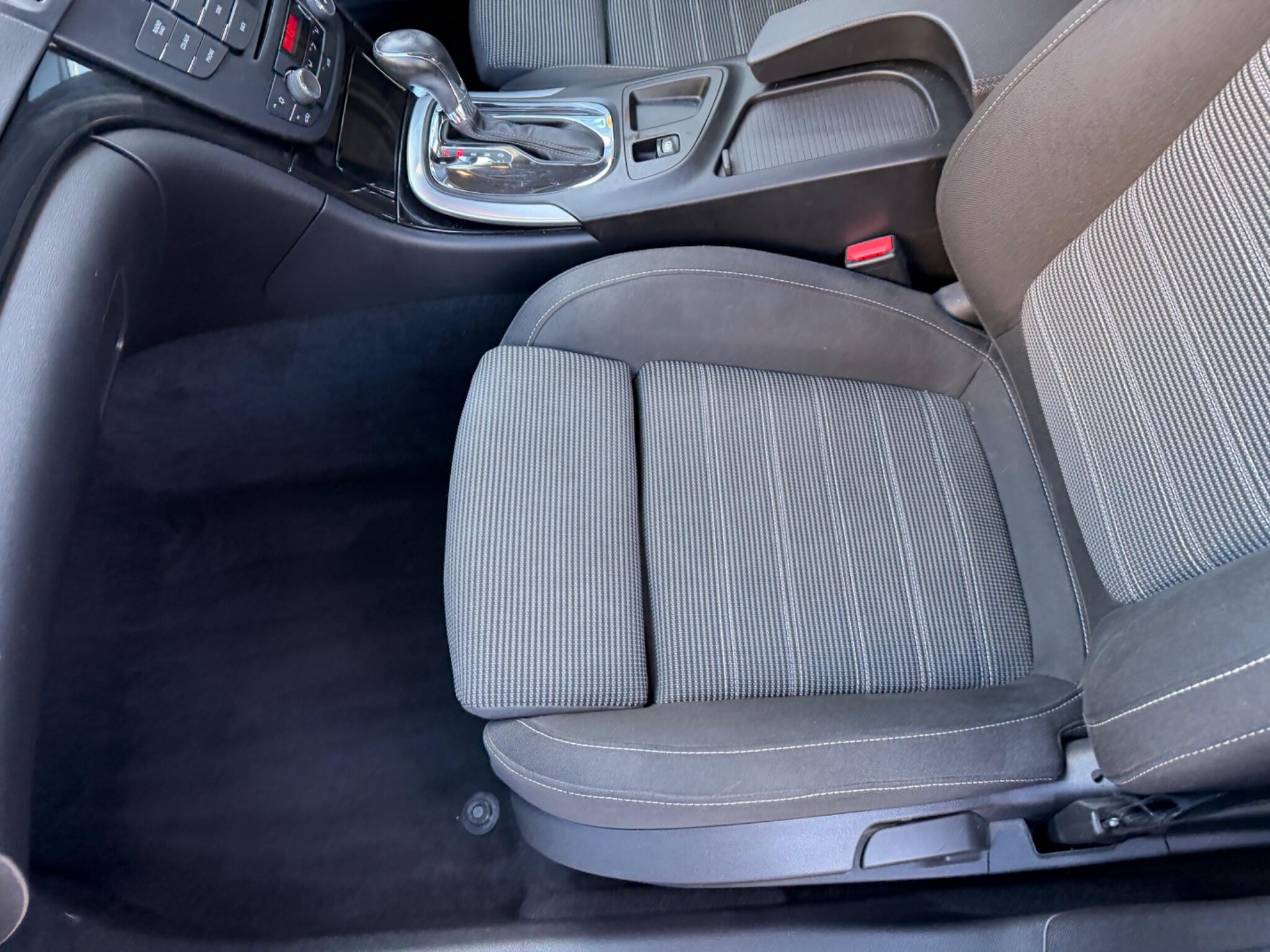 Vauxhall Insignia view 43