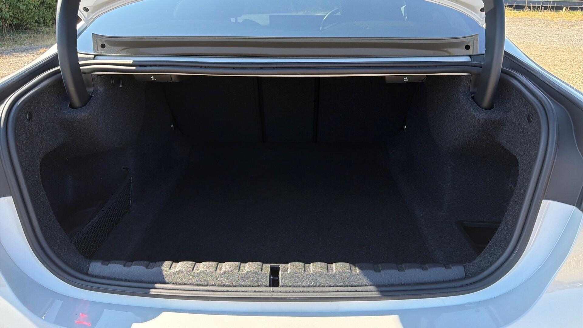 BMW 4 Series view 13