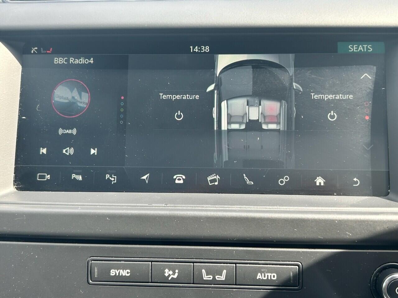 Land Rover Discovery view 44