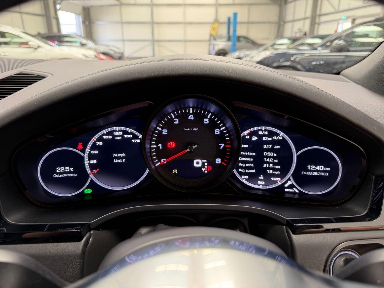 Porsche Cayenne view 14