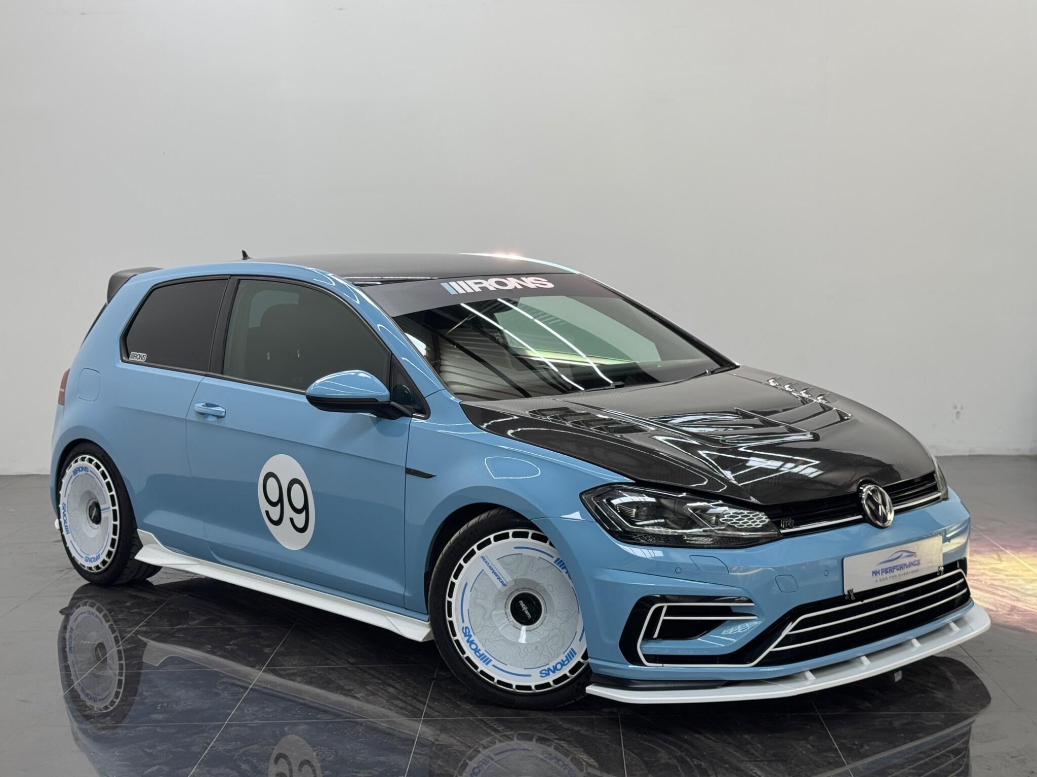Volkswagen Golf view 3
