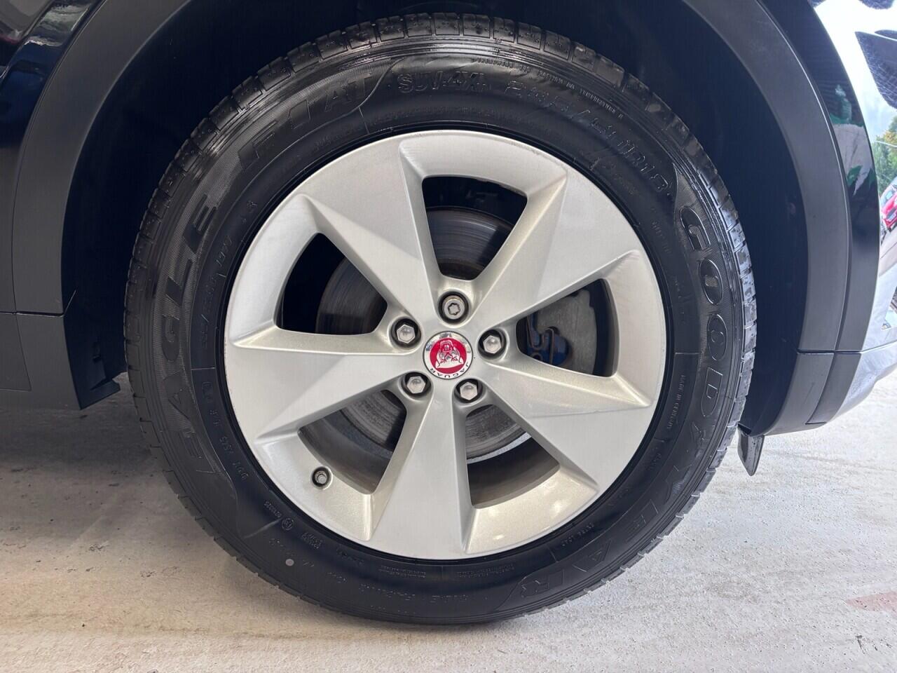 Jaguar E-Pace view 12
