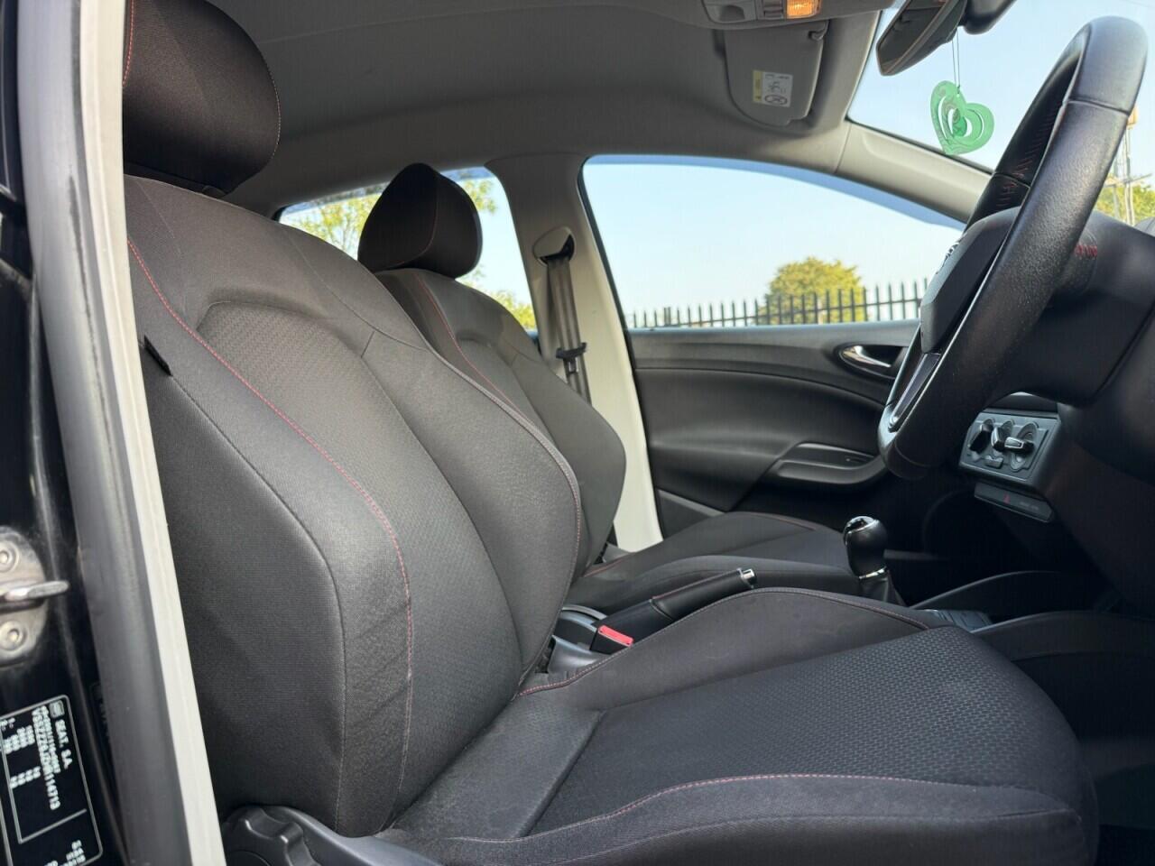 Seat Ibiza view 6