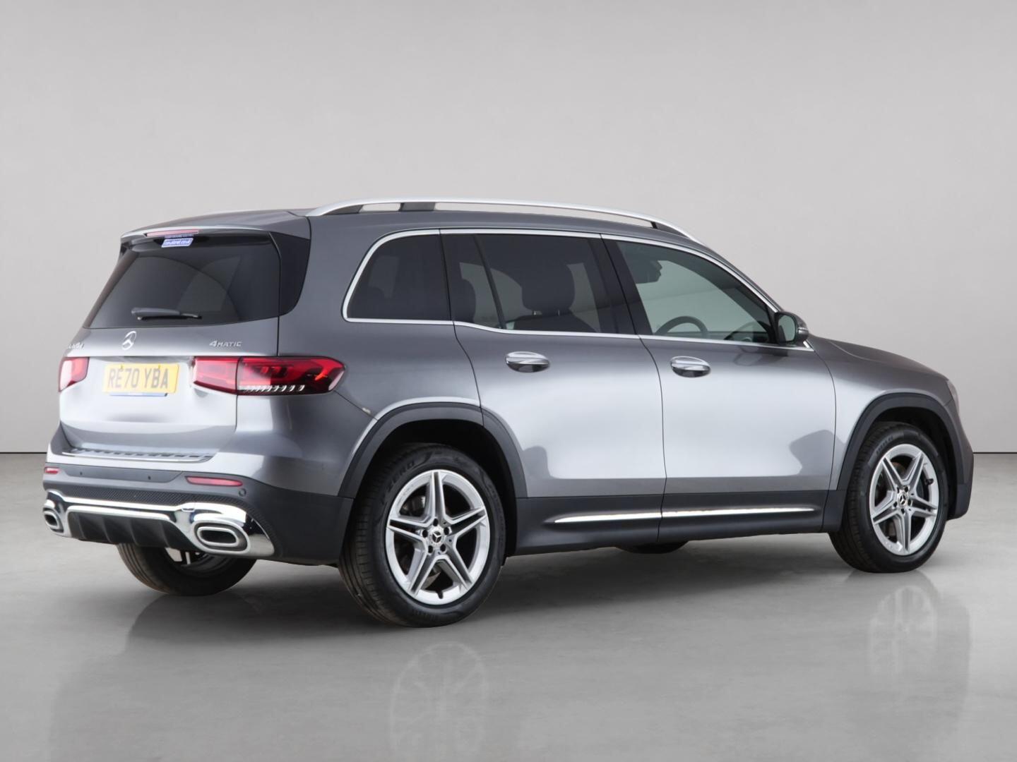 Mercedes-Benz GLB view 8