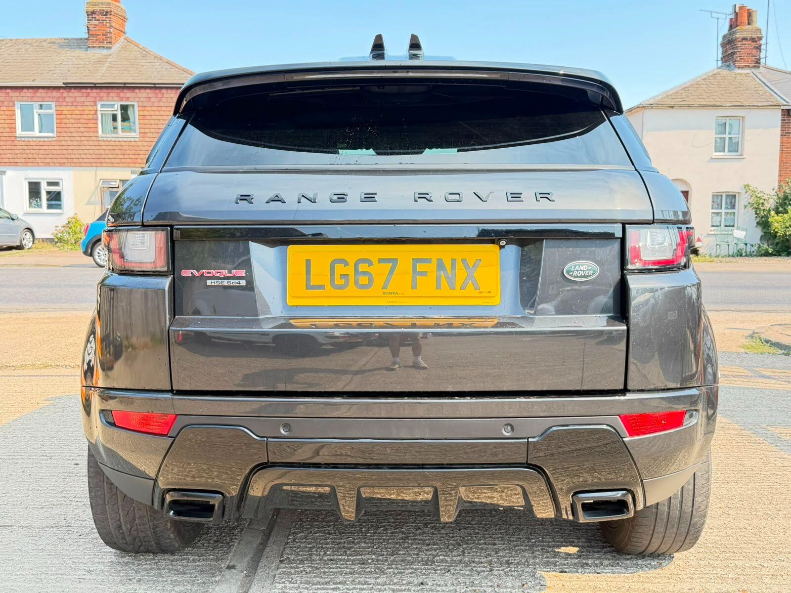 Land Rover Range Rover Evoque view 6