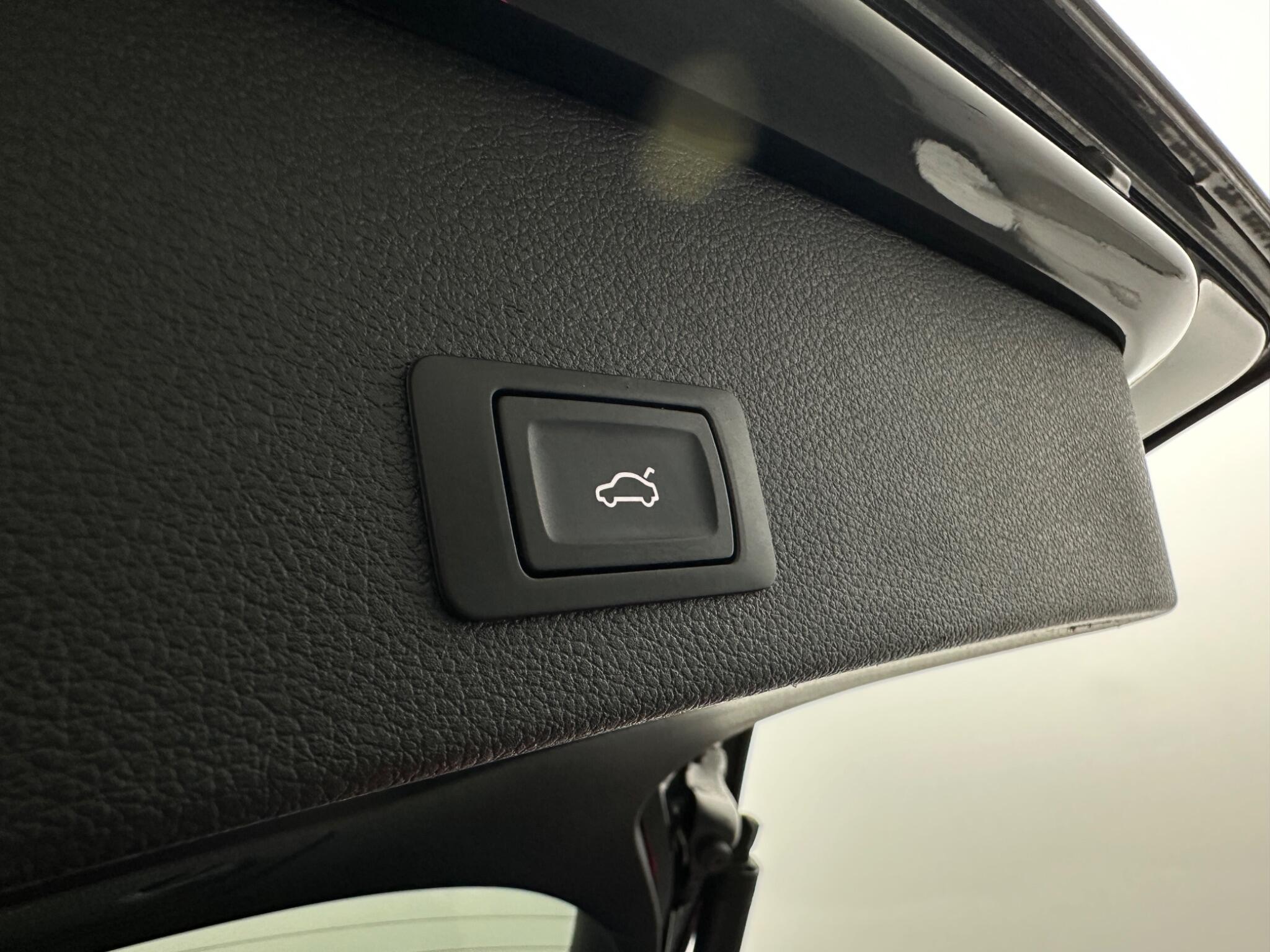 Audi Q2 view 48